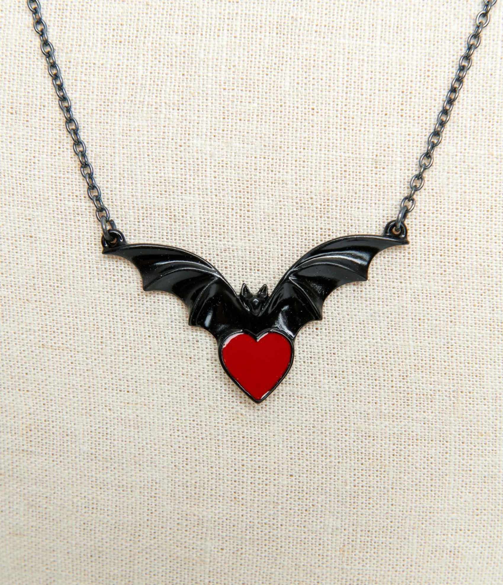Unique Vintage Black & Red Sombre Desir Necklace Discount