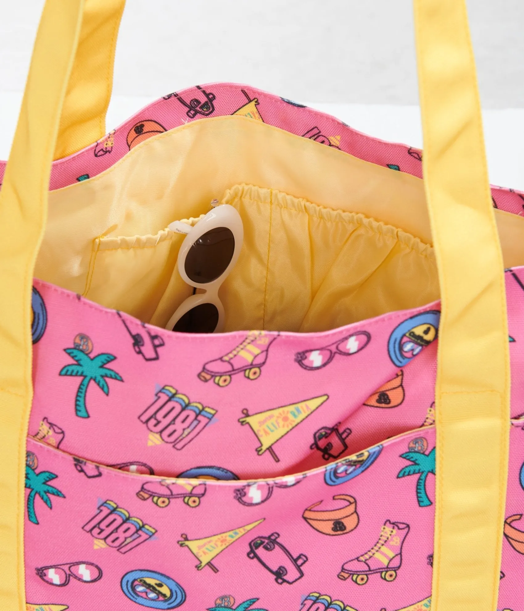 Unique Vintage Cakeworthy Barbie California Dream Tote Bag Best Sale