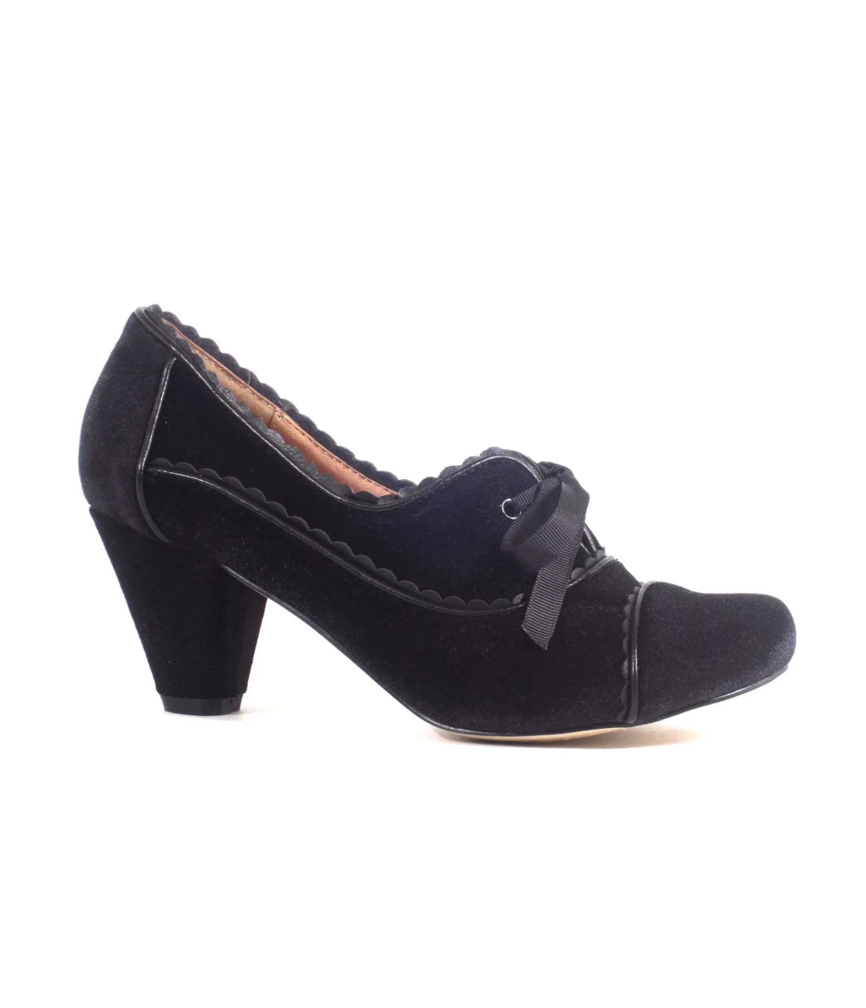 Unique Vintage Chelsea Crew 1930s Black Velvet Oxford Madison Heels Clearance