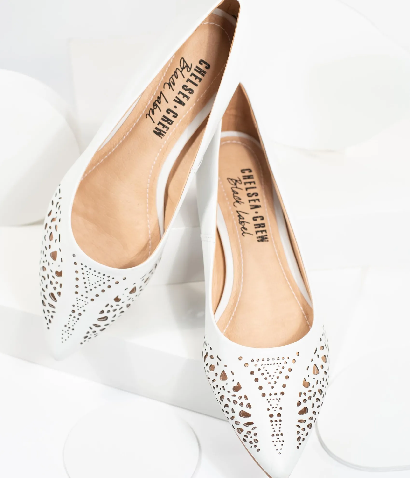Unique Vintage Chelsea Crew White Cutout Leather Sofia Flats Online