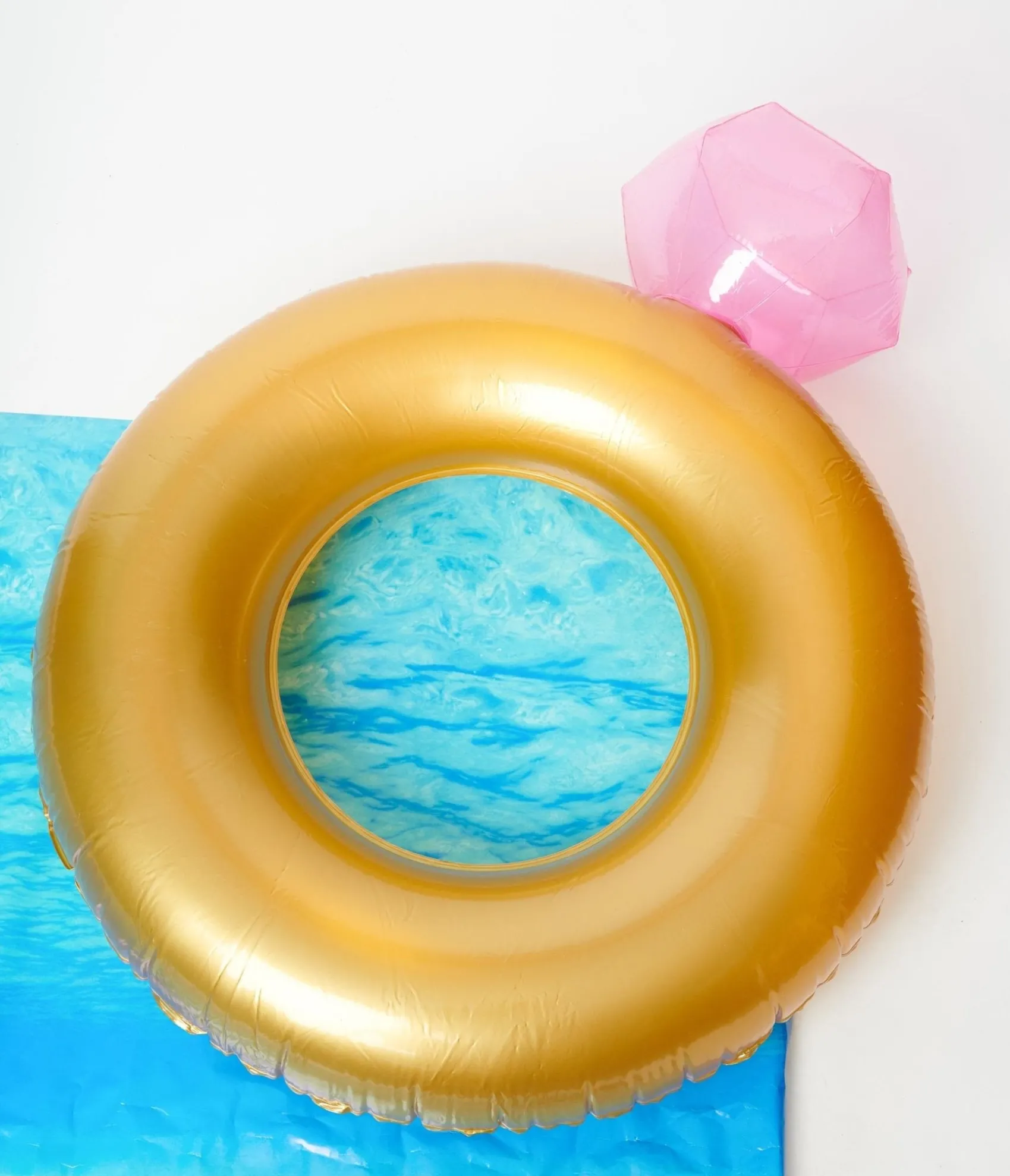 Unique Vintage Diamond Ring Pool Float Flash Sale