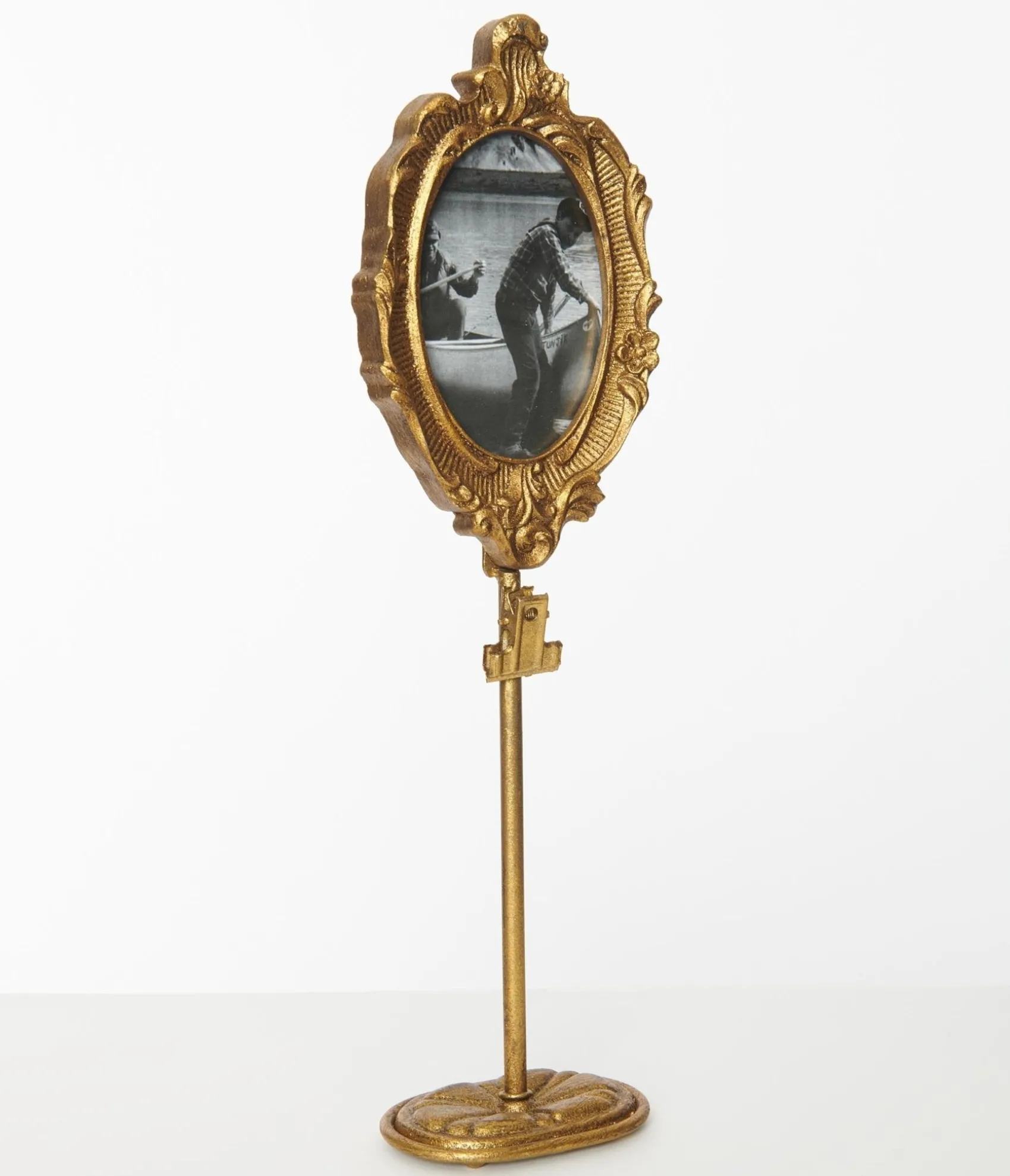 Unique Vintage Gold Oval Baroque Standing Frame Flash Sale