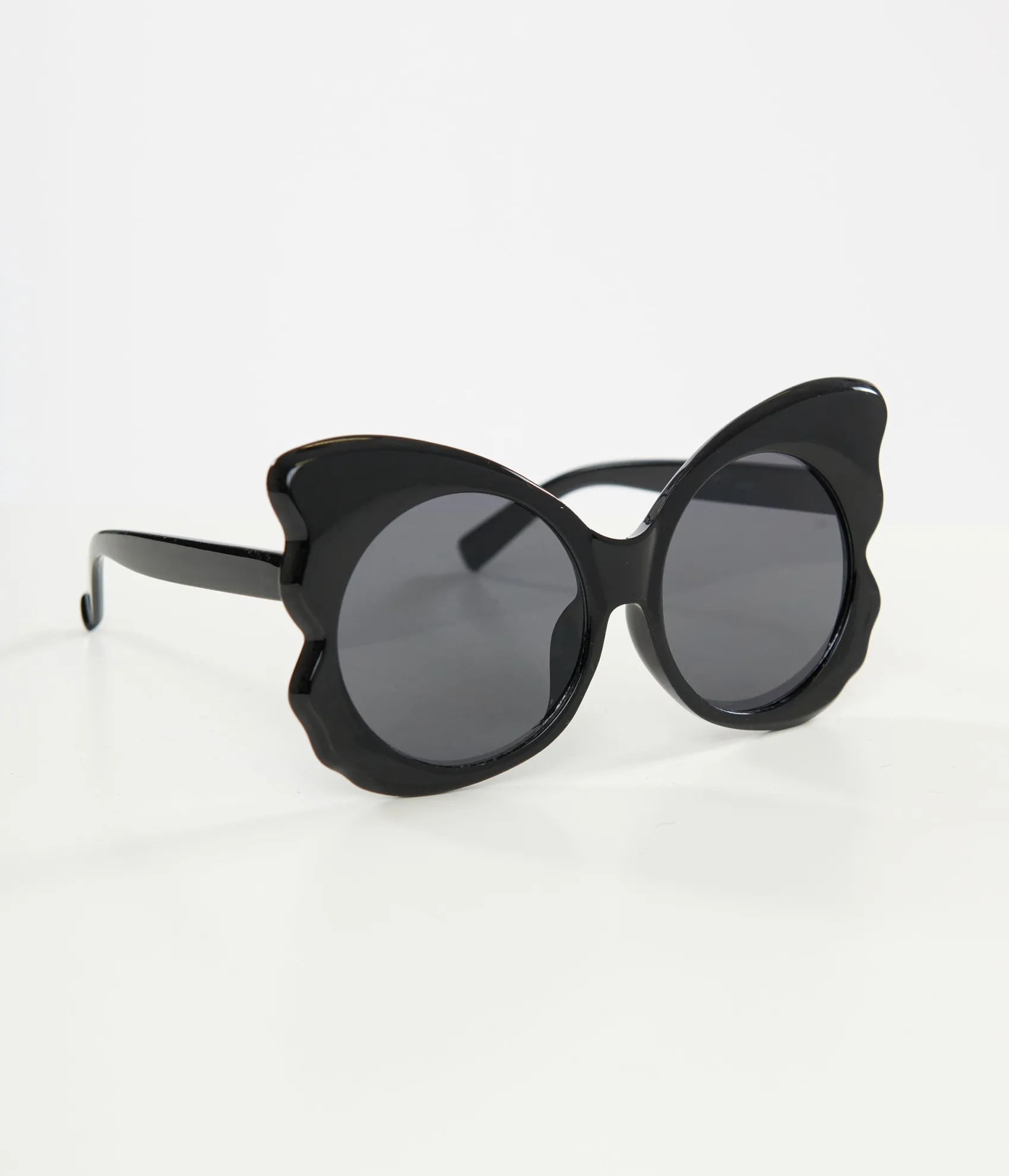 Unique Vintage Miracle Eye 1960s Black Butterfly Sunglasses Hot