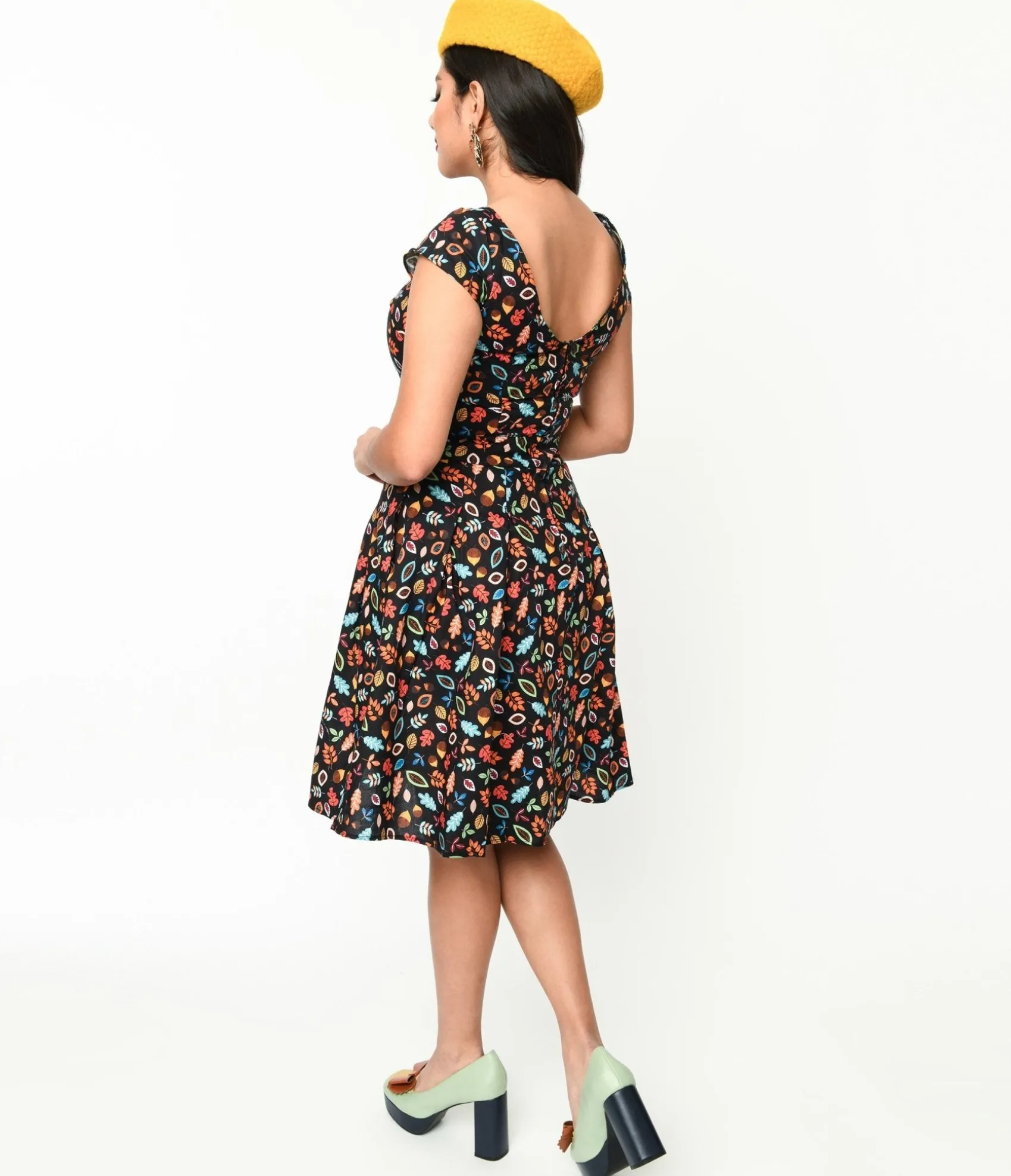 Unique Vintage Retrolicious Black Leaves & Acorns Margaret Flare Dress New
