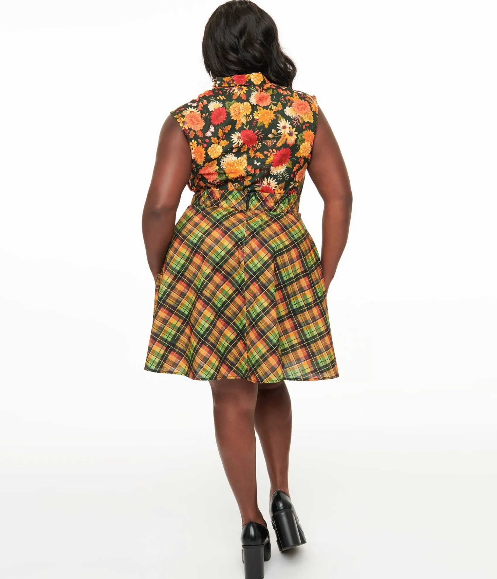 Unique Vintage Retrolicious Plus Size 1950s Autumn Tartan Skater Skirt Cheap