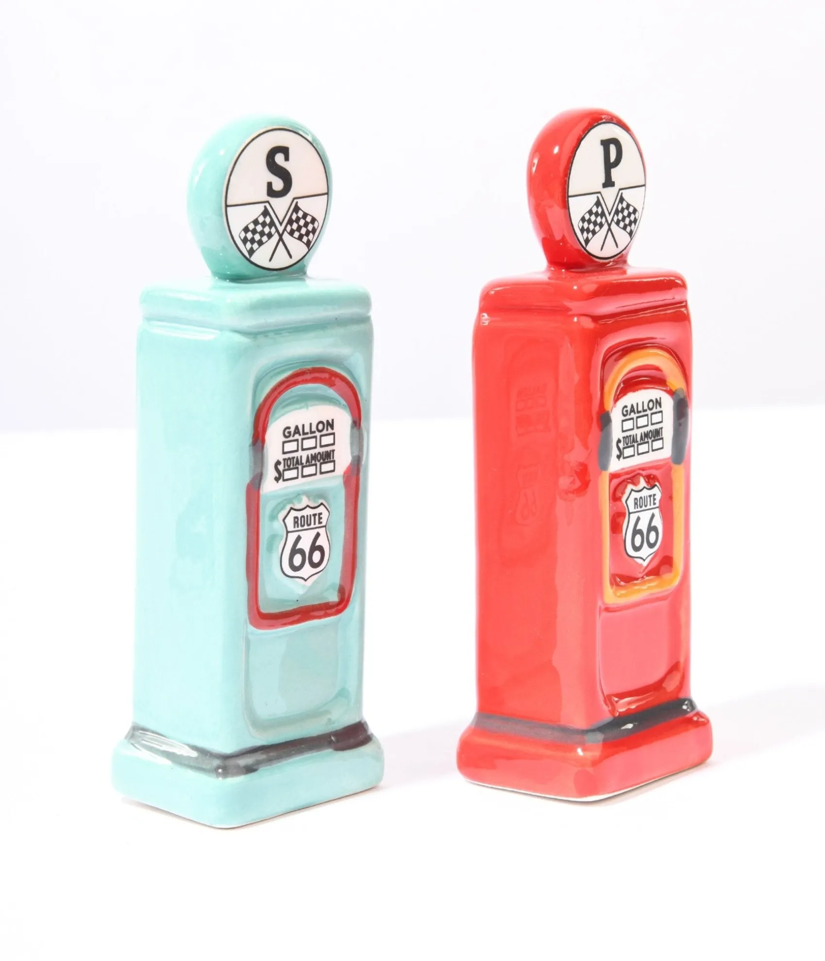 Unique Vintage Road Trip Gas Pumps Salt & Pepper Set Hot