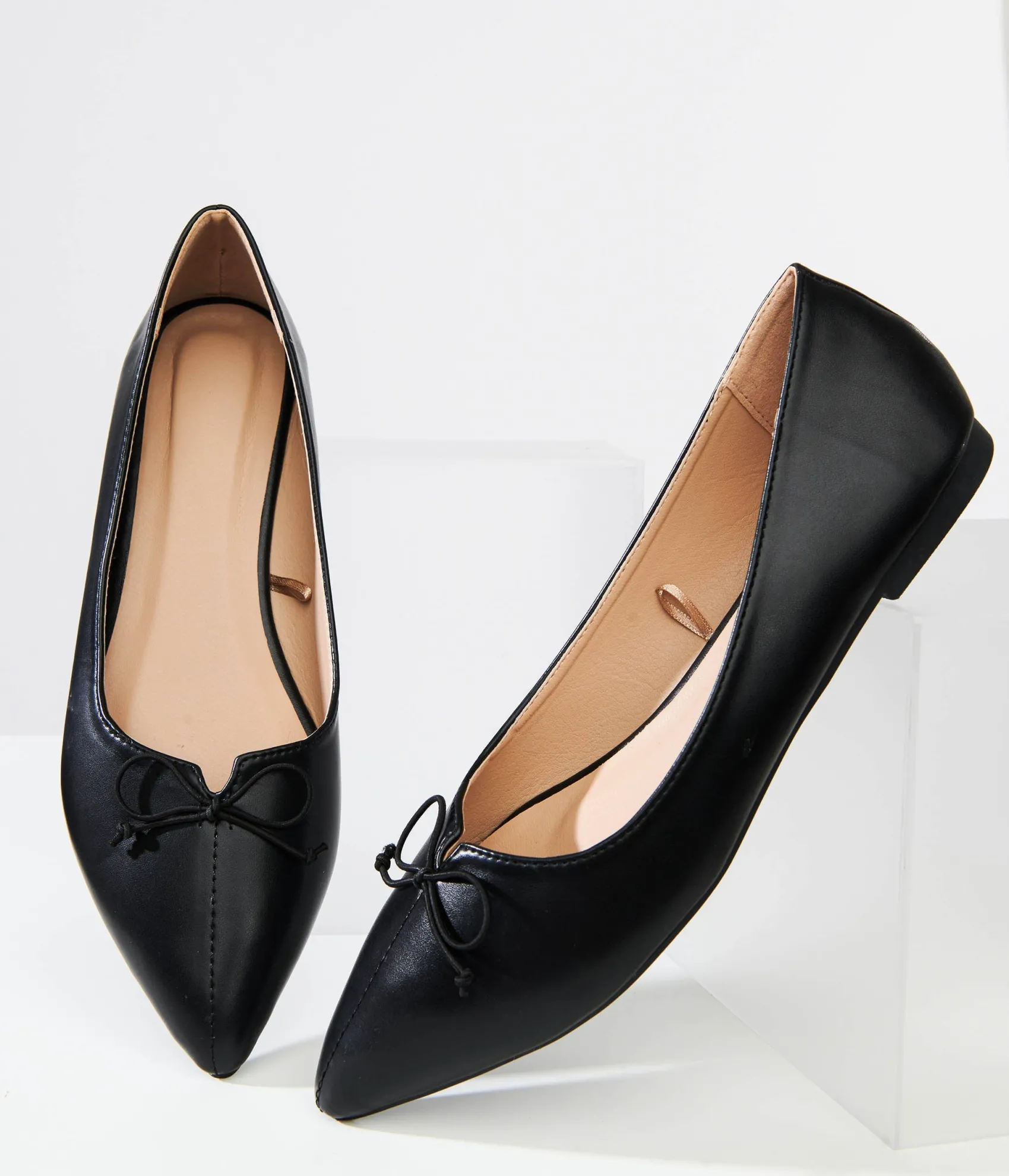 Unique Vintage 1990s Black Bow Pointed Leatherette Flats Shop