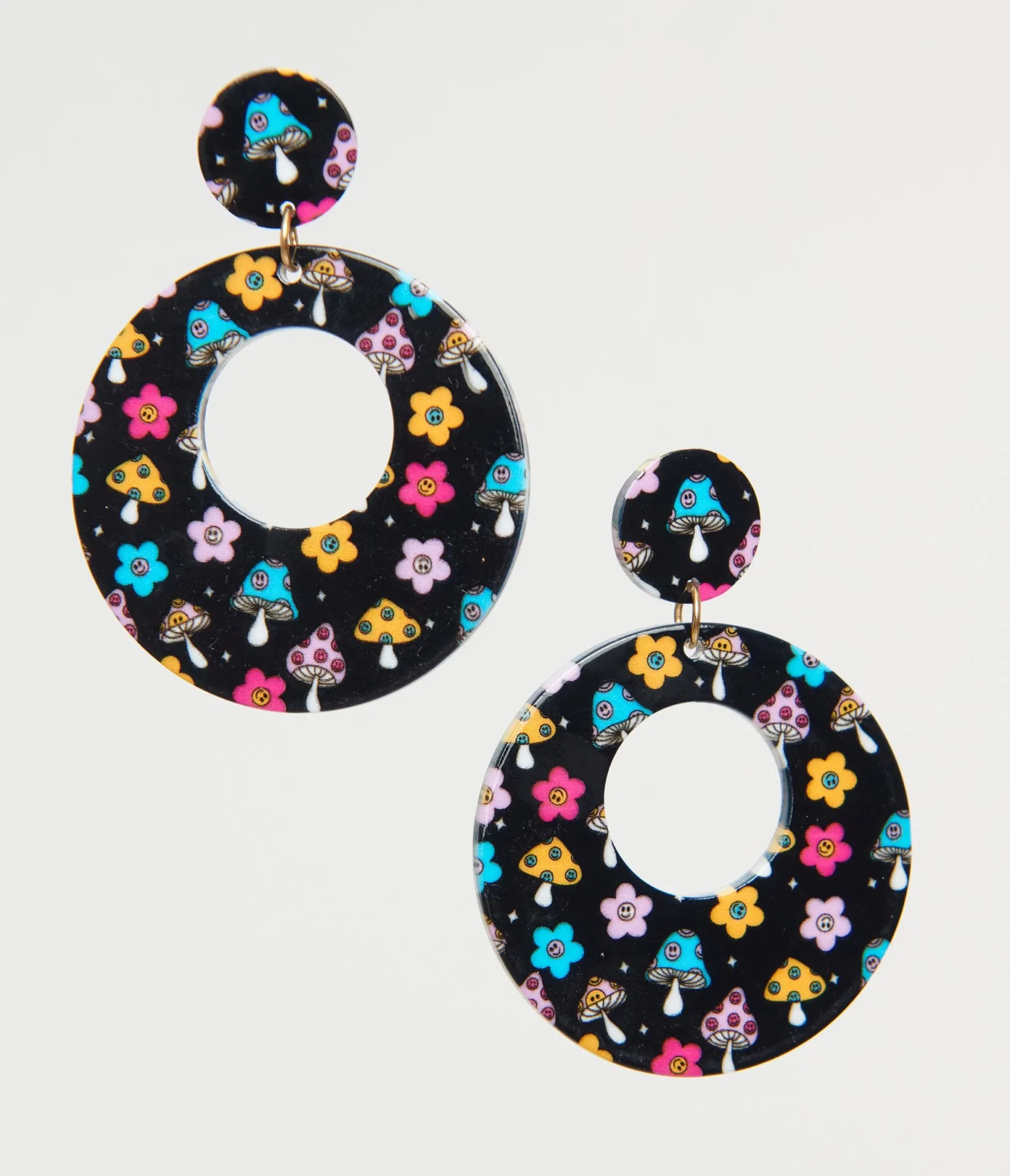 Unique Vintage 1970s Black Mushroom & Floral Print Hoop Earrings Best Sale