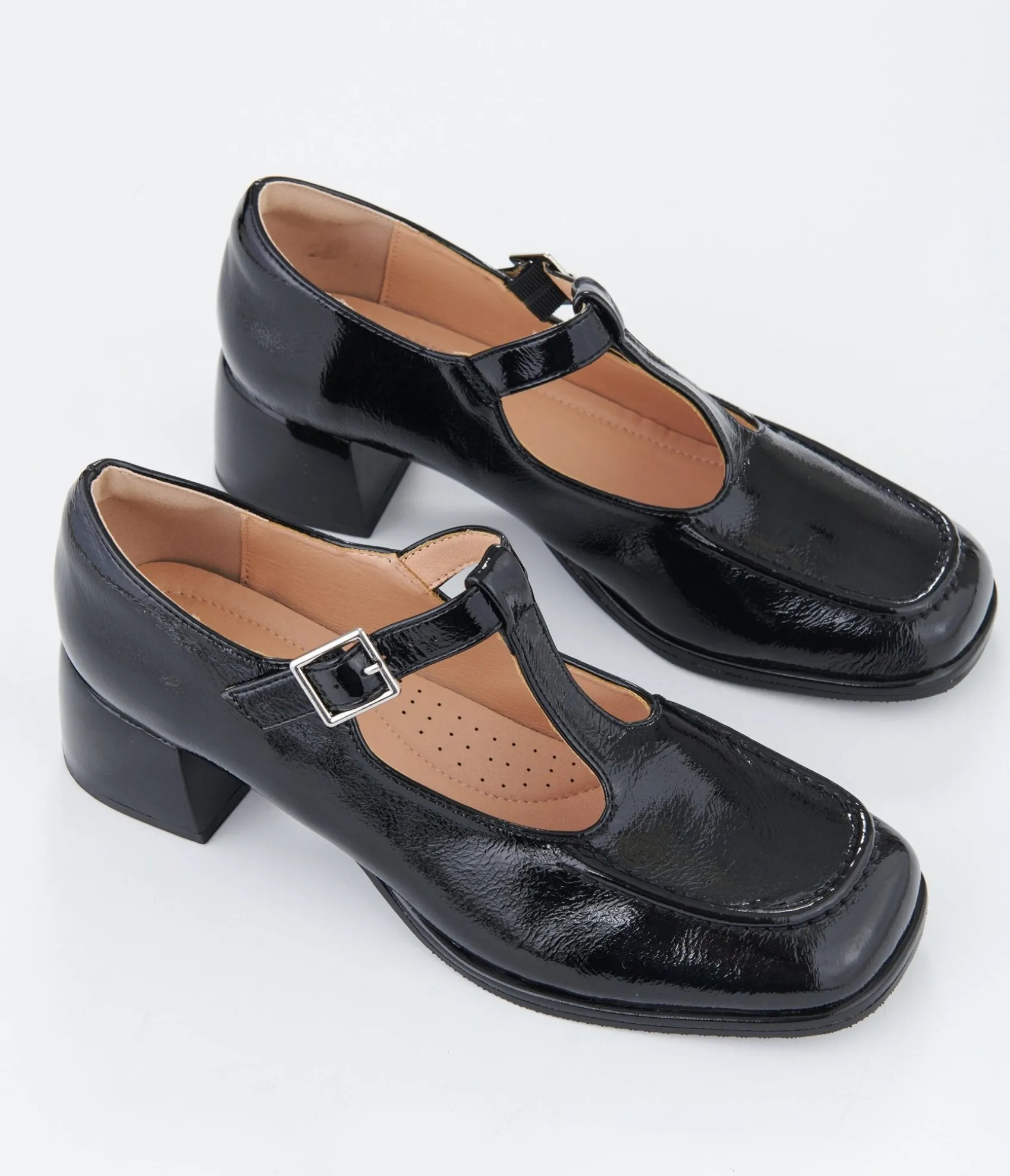 Unique Vintage 1950s Black Patent Leatherette Unforgettable Elizabeth Pumps Outlet
