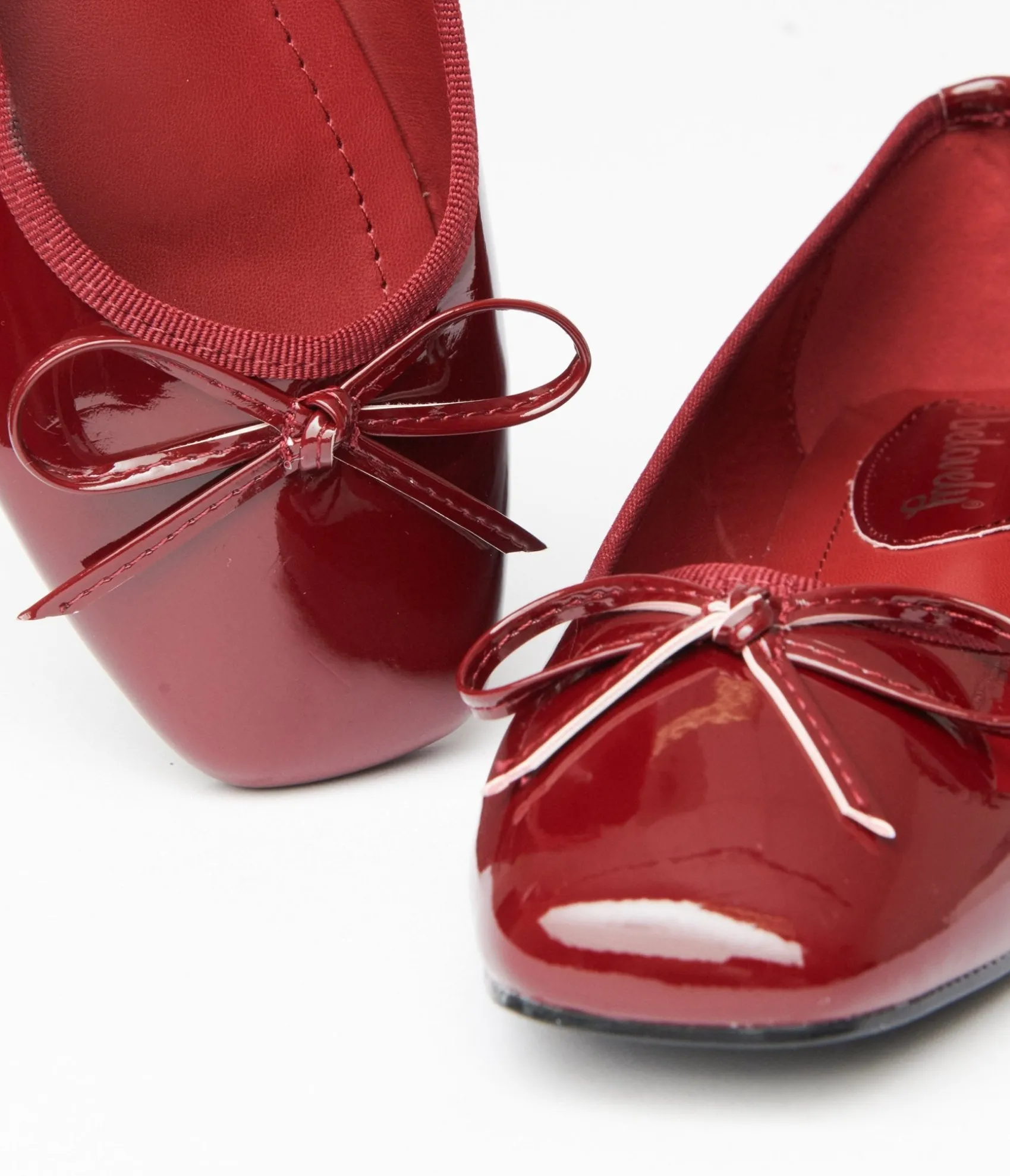Unique Vintage 1960s Burgundy Patent Leatherette Flats Best Sale