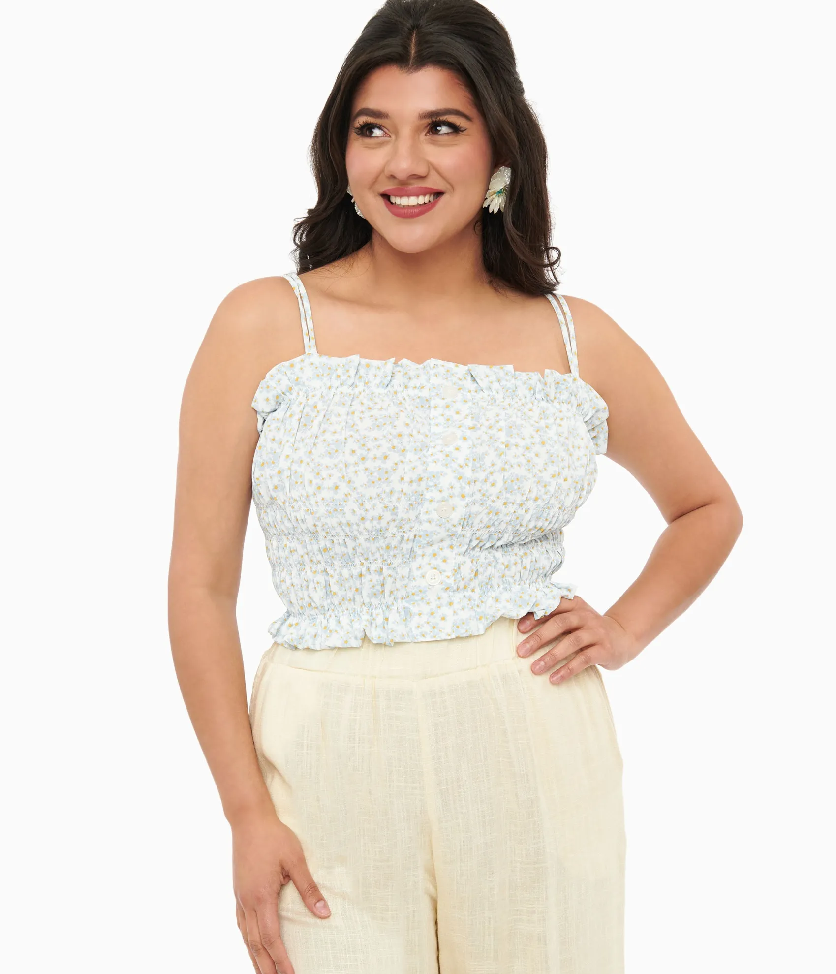 Unique Vintage 1970s Light Blue Daisy Smocked Crop Top Outlet