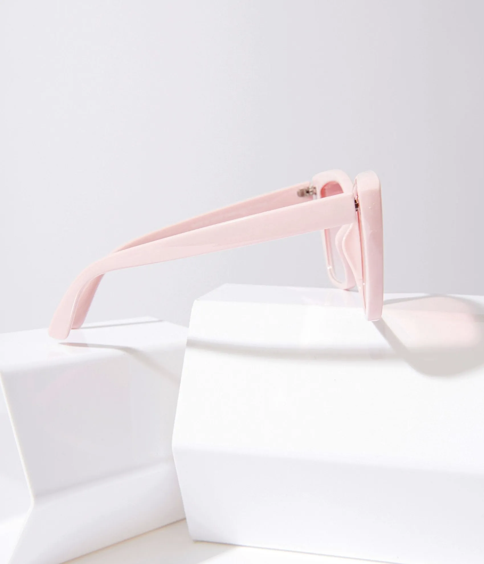 Unique Vintage 1970s Light Pink Square Cat Eye Oversized Sunglasses Best Sale