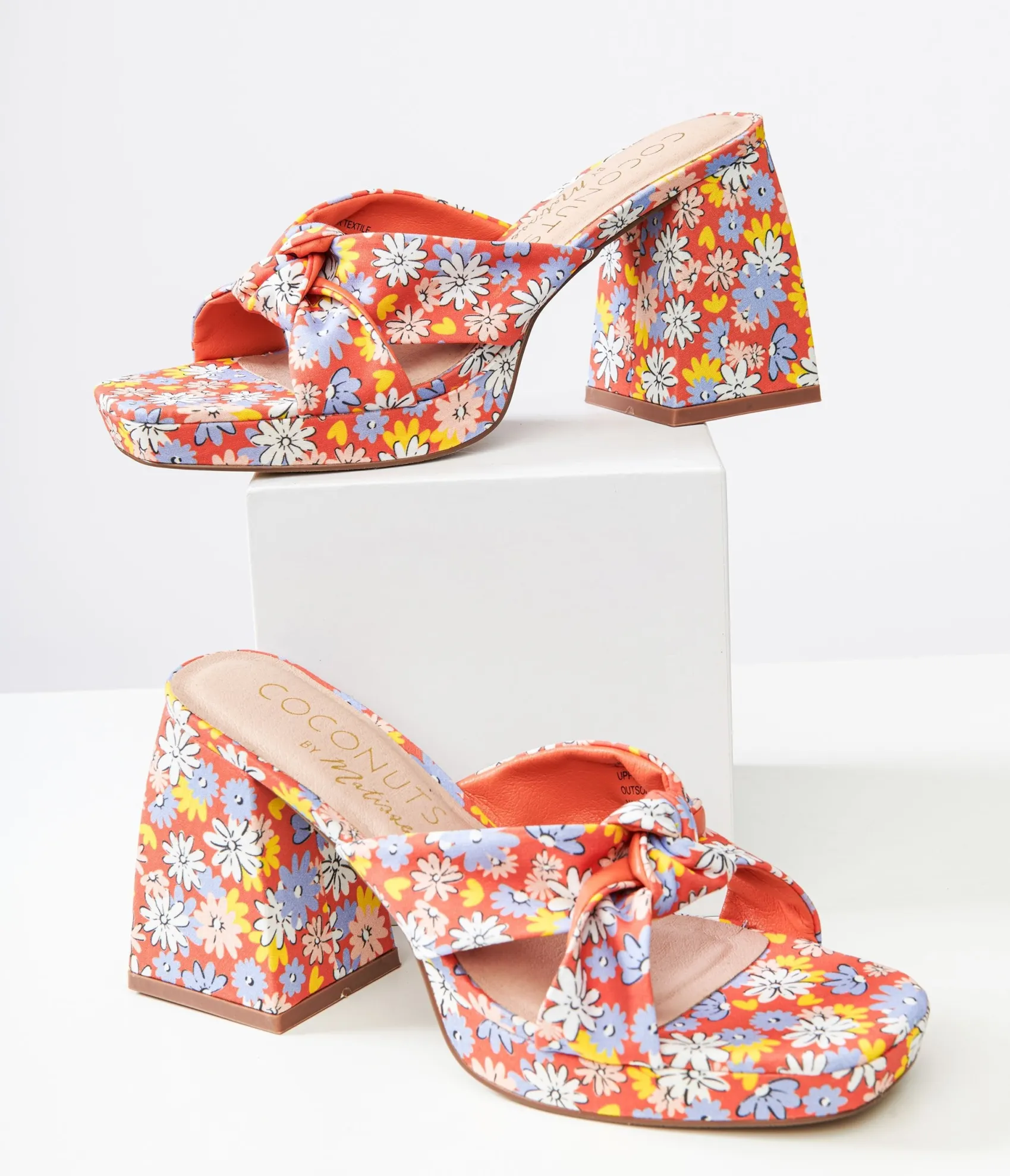 Unique Vintage 1970s Red Floral Esme Platform Heels Hot