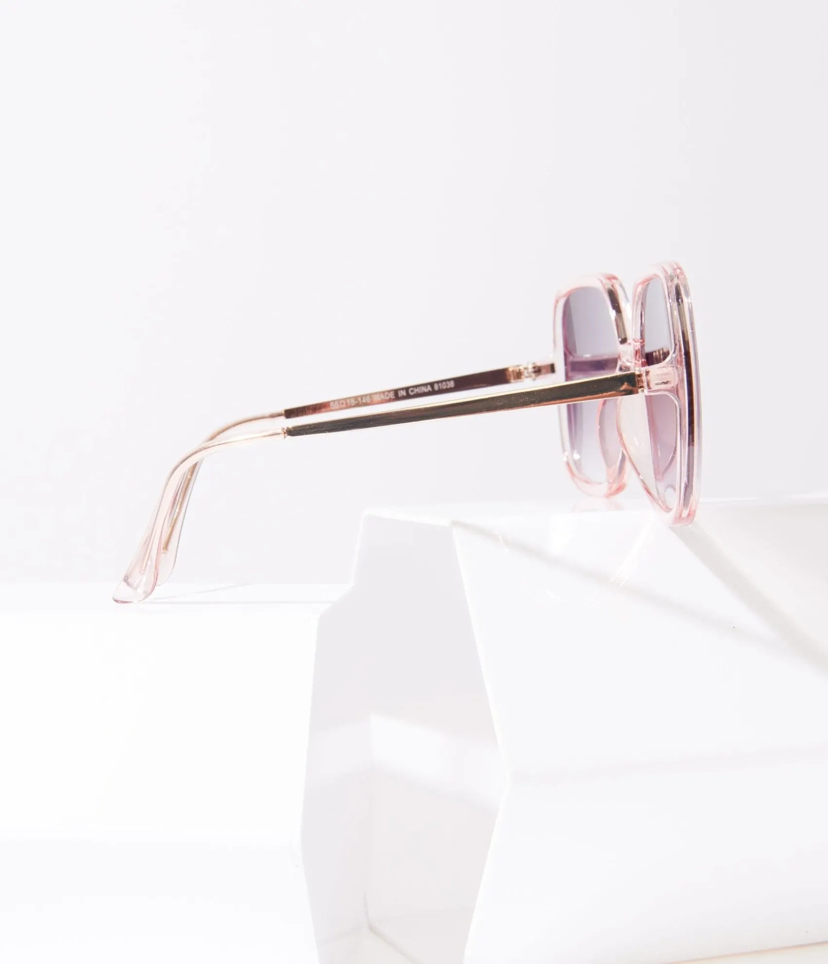 Unique Vintage 1970s Retro Light Pink Square Sunglasses Shop