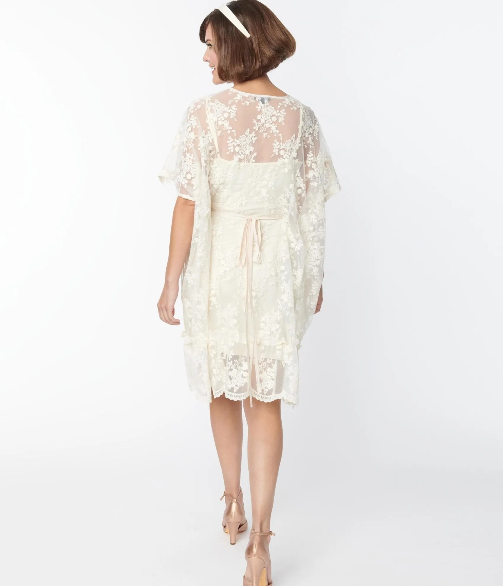 Unique Vintage Smak Parlor 1970s Ivory Embroidered Lace Mini Caftan Shop