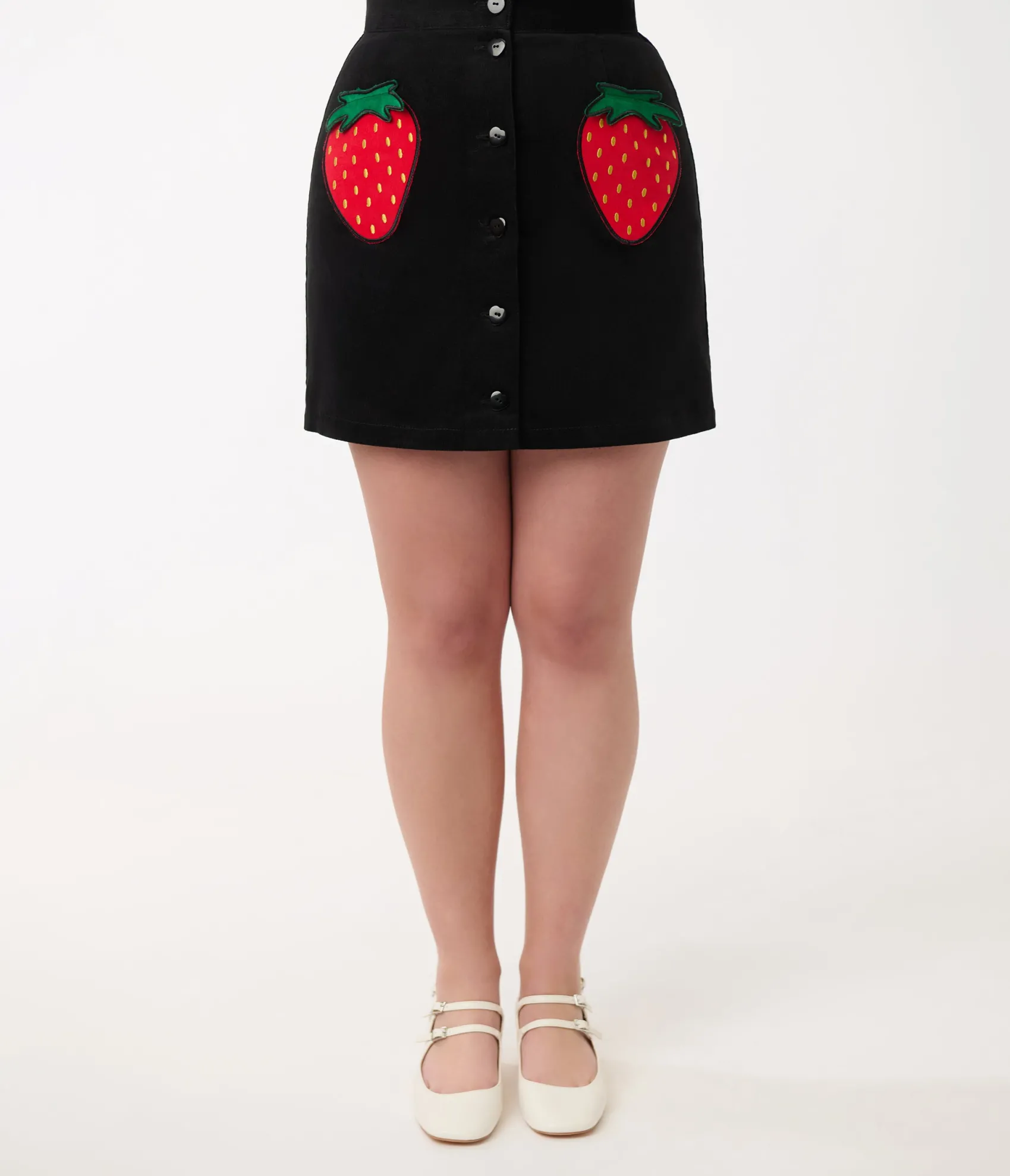 Unique Vintage Smak Parlour Black & Strawberry Pocket Match Game Mini Skirt Outlet