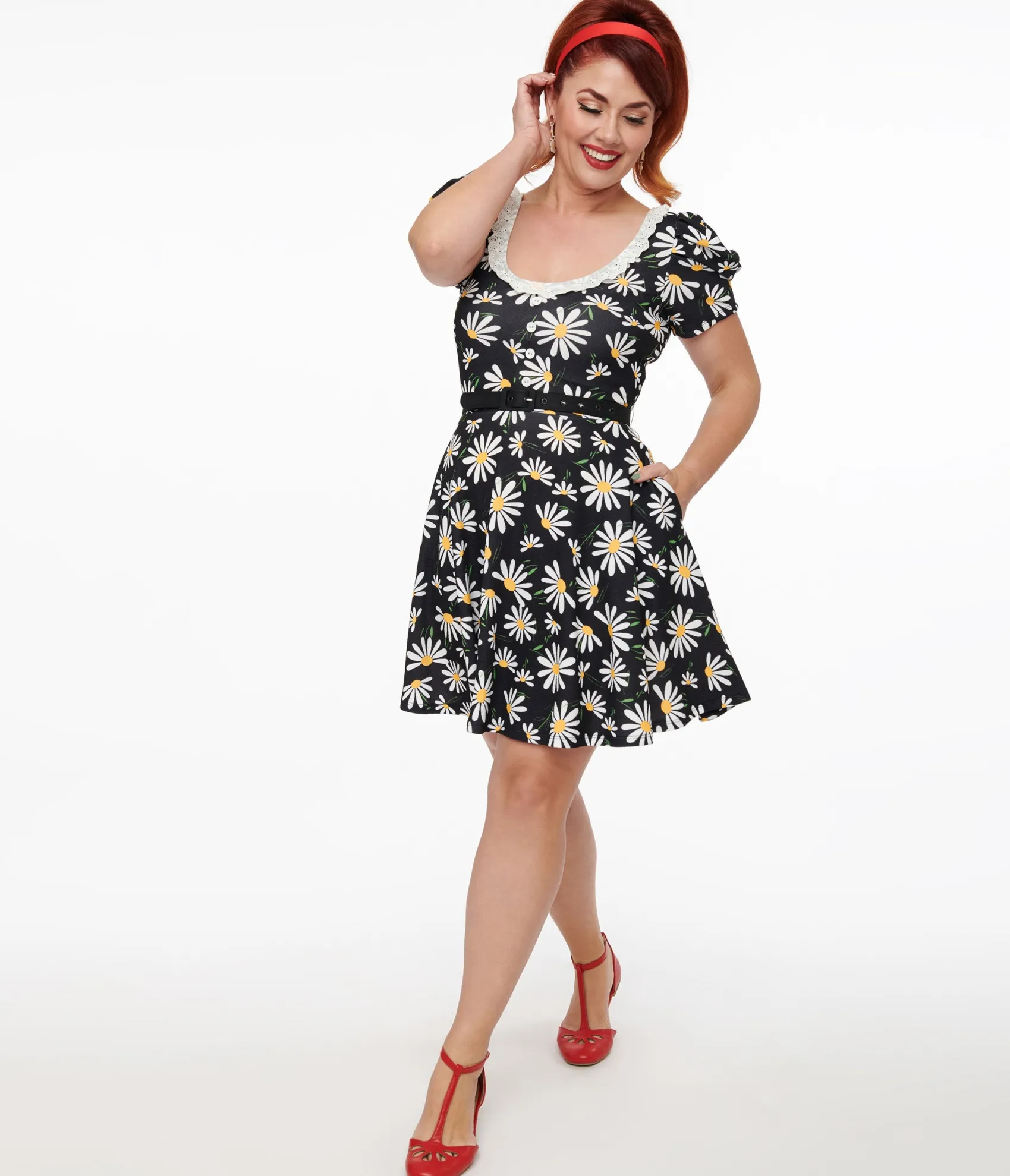 Unique Vintage Smak Parlour Black & White Daisy Group Chat Flare Dress Best Sale