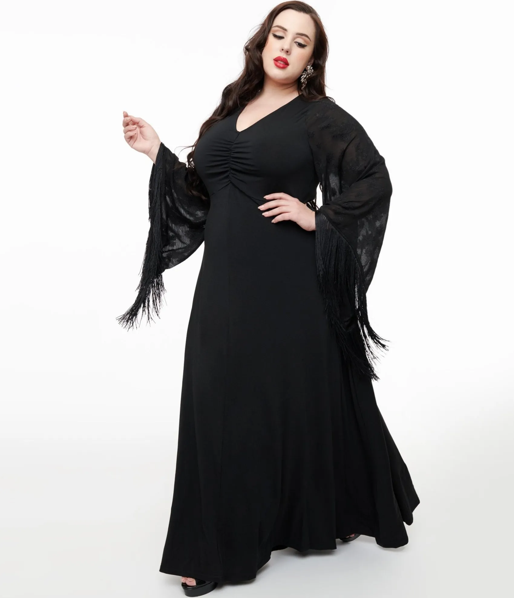 Unique Vintage Smak Parlour Plus Size 1970s Black Floral Fringe Sleeve Maxi Dress Cheap