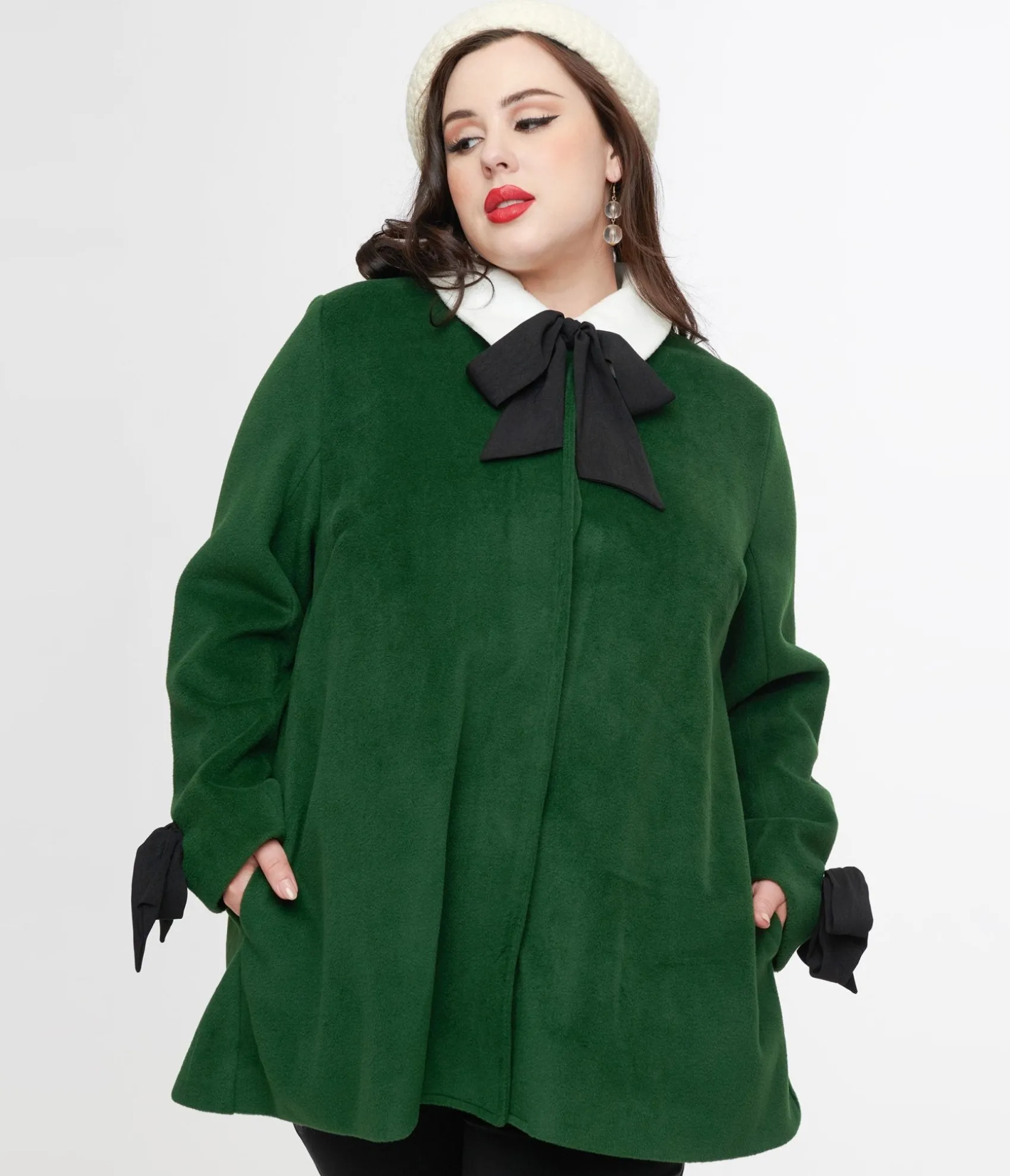 Unique Vintage Smak Parlour Plus Size 1960s Green & Black Bows Topper Coat Clearance