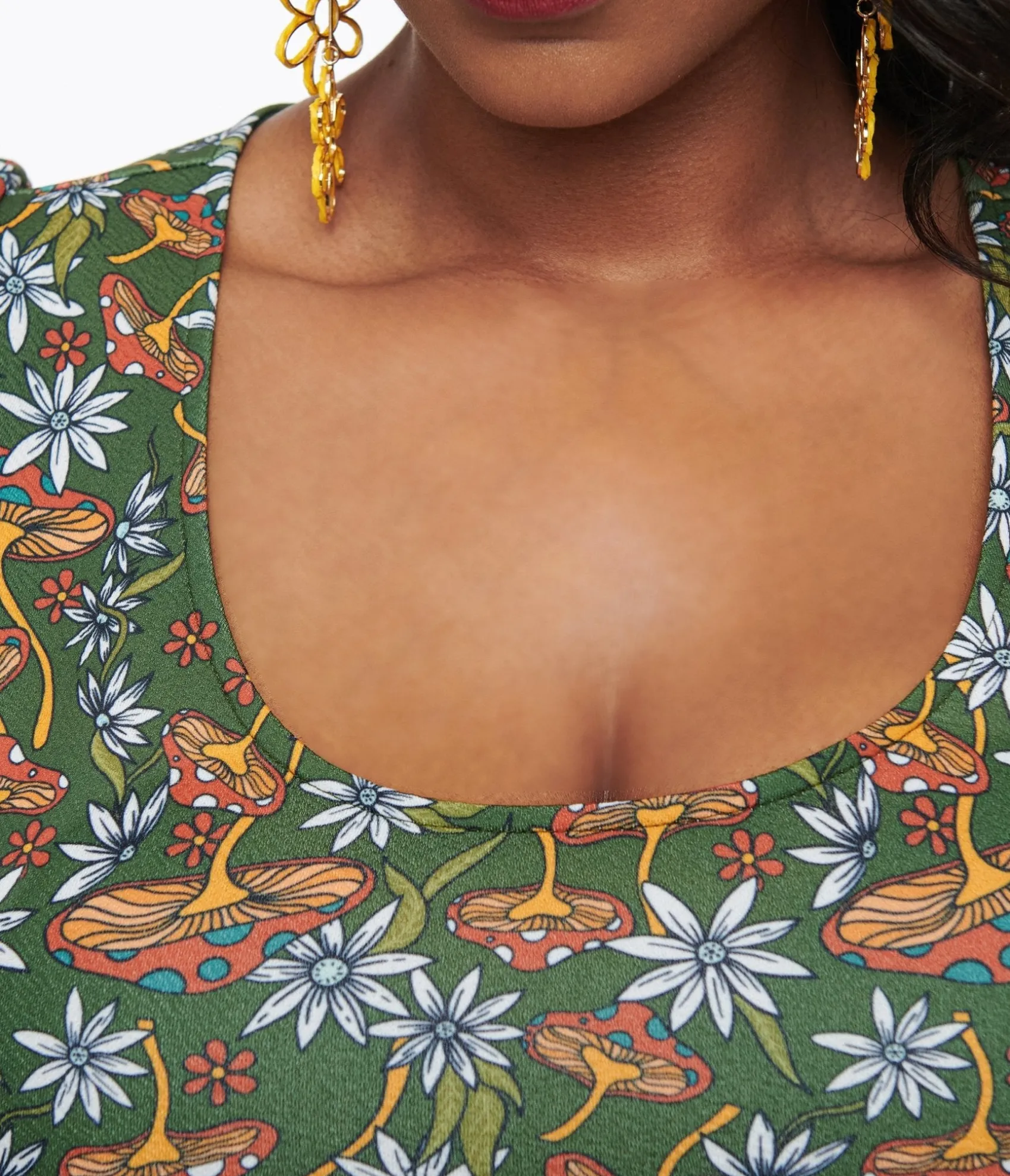 Unique Vintage Smak Parlour Plus Size 1960s Green & Orange Mushroom Group Chat Flare Dress Best Sale
