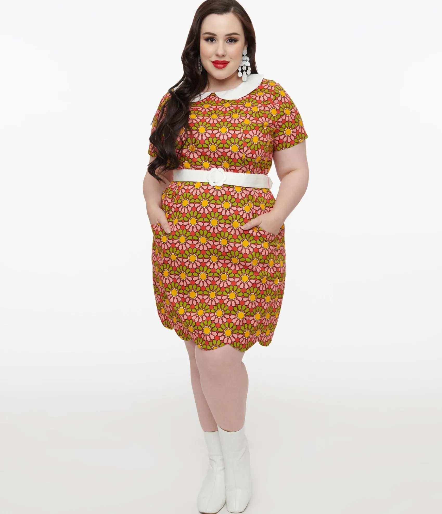 Unique Vintage Smak Parlour Plus Size 1960s Green & Pink Flower Power Mini Dress Fashion