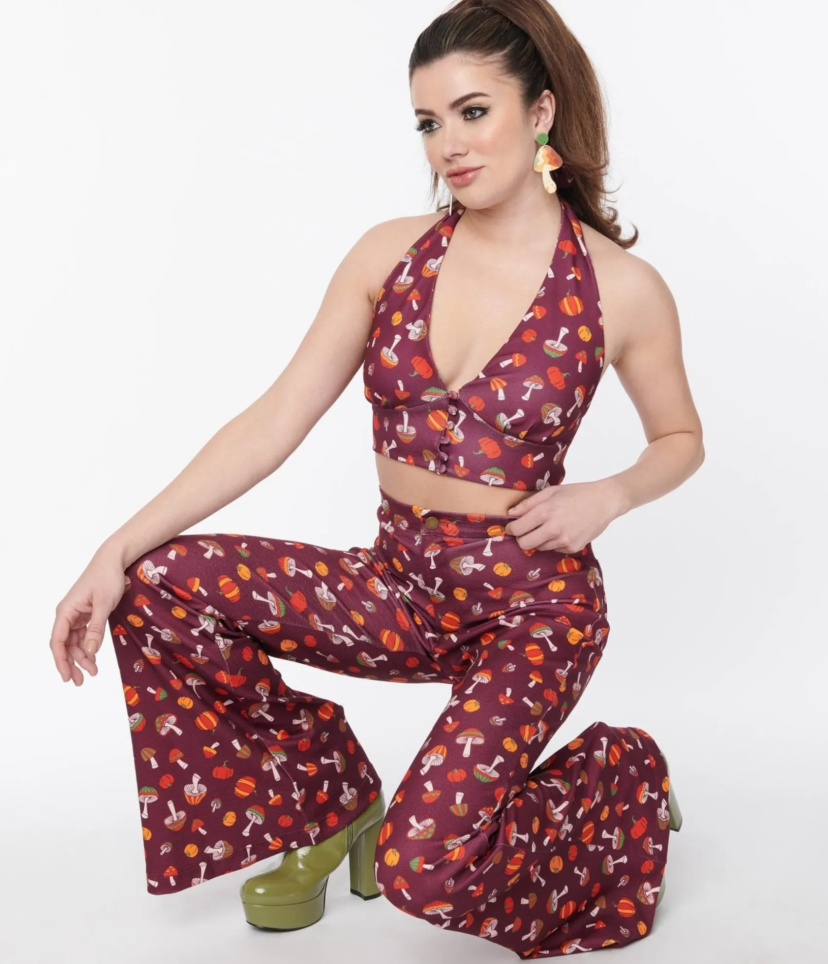 Unique Vintage Smak Parlour Purple Pumpkin & Mushrooms Feelin Groovy Crop Top Store