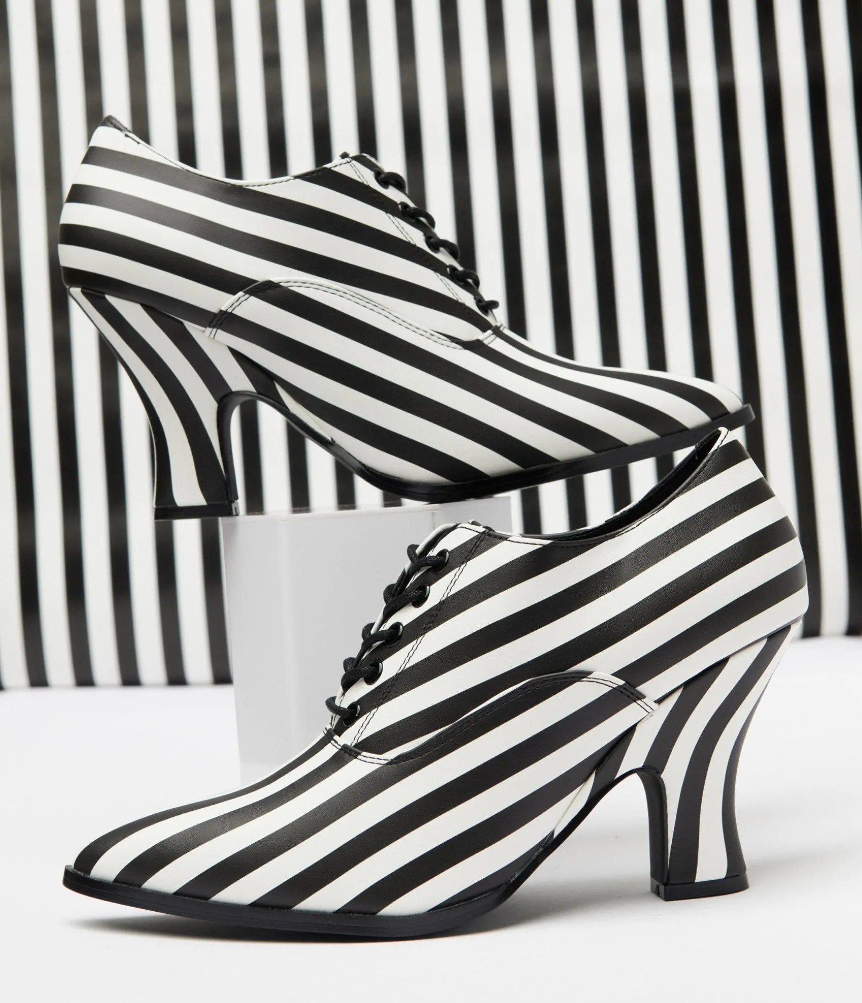 Unique Vintage Strange Cult Black & White Stripe Victoria Heels Discount