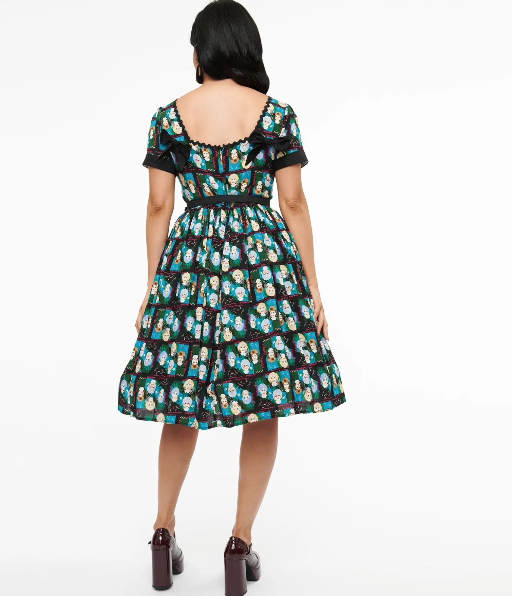 Unique Vintage The Golden Girls x Black & Blue The Golden Girls Print Swing Dress Best