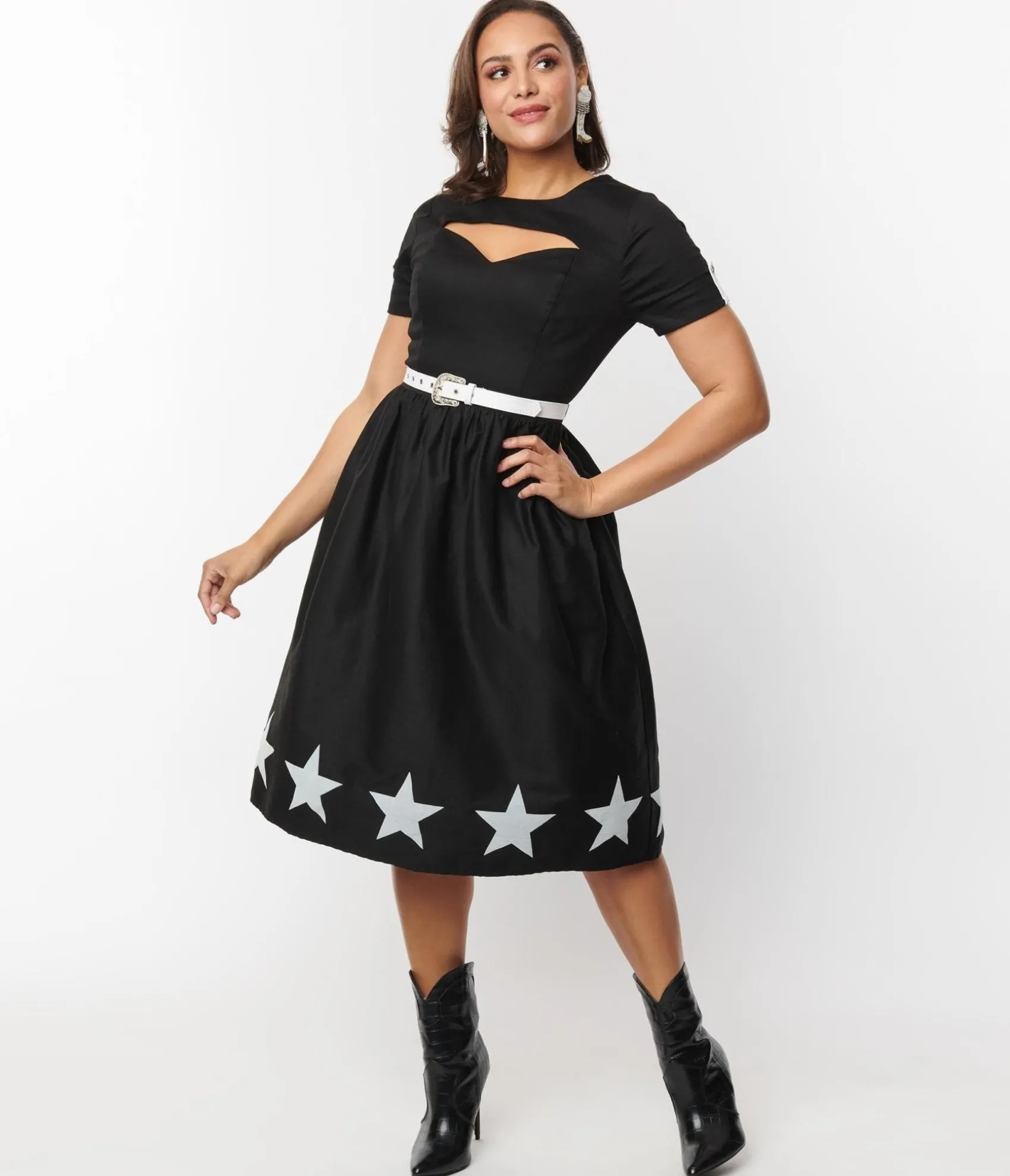 Unique Vintage Black & White Star Cut Out Dress Best Sale