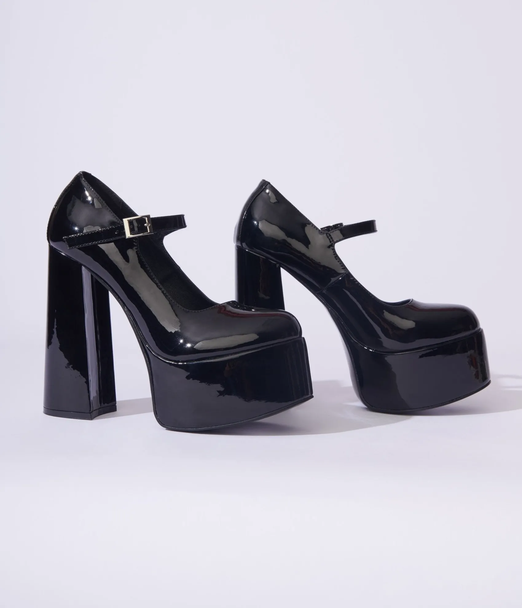 Unique Vintage Black Patent Leatherette Platform Mary Jane Heels Store