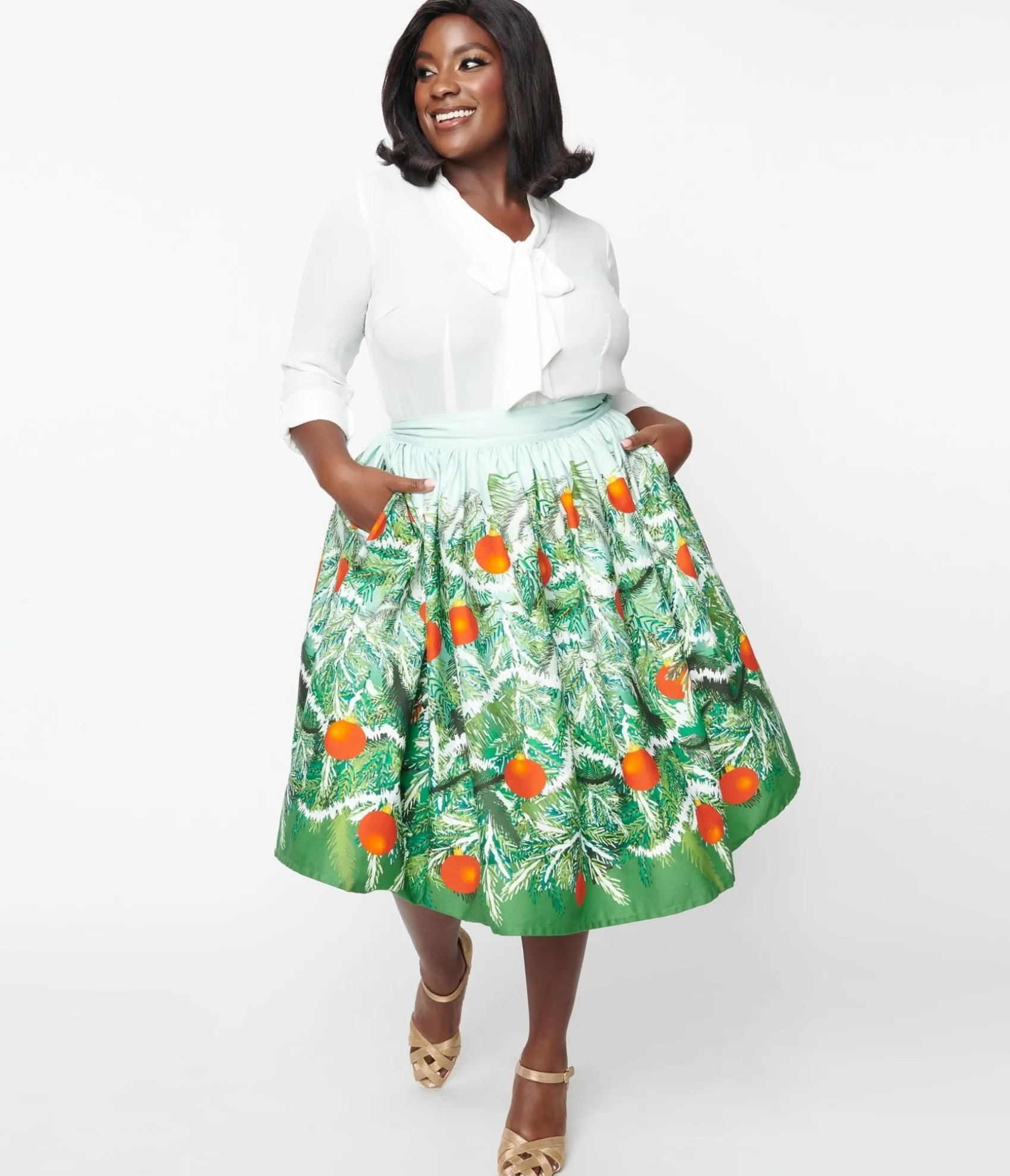 Unique Vintage Plus Size Green Evergreen & Red Ornaments Swing Skirt Clearance