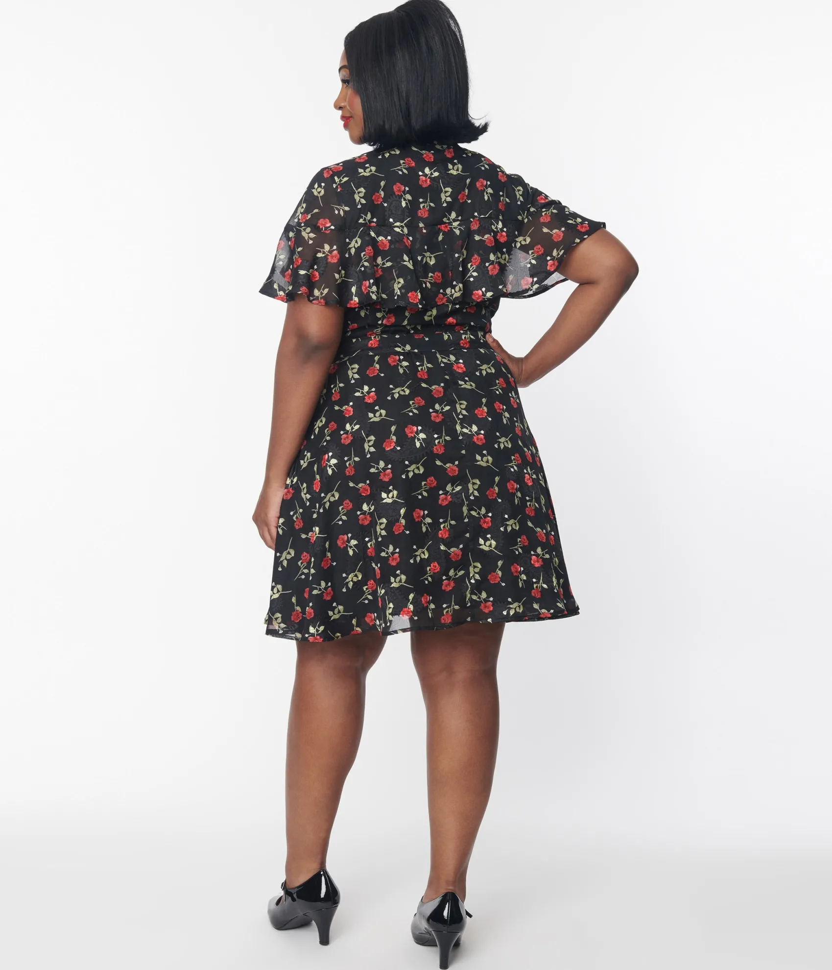 Unique Vintage Plus Size 1950s Black & Red Rose Capulet Fit & Flare Dress Cheap