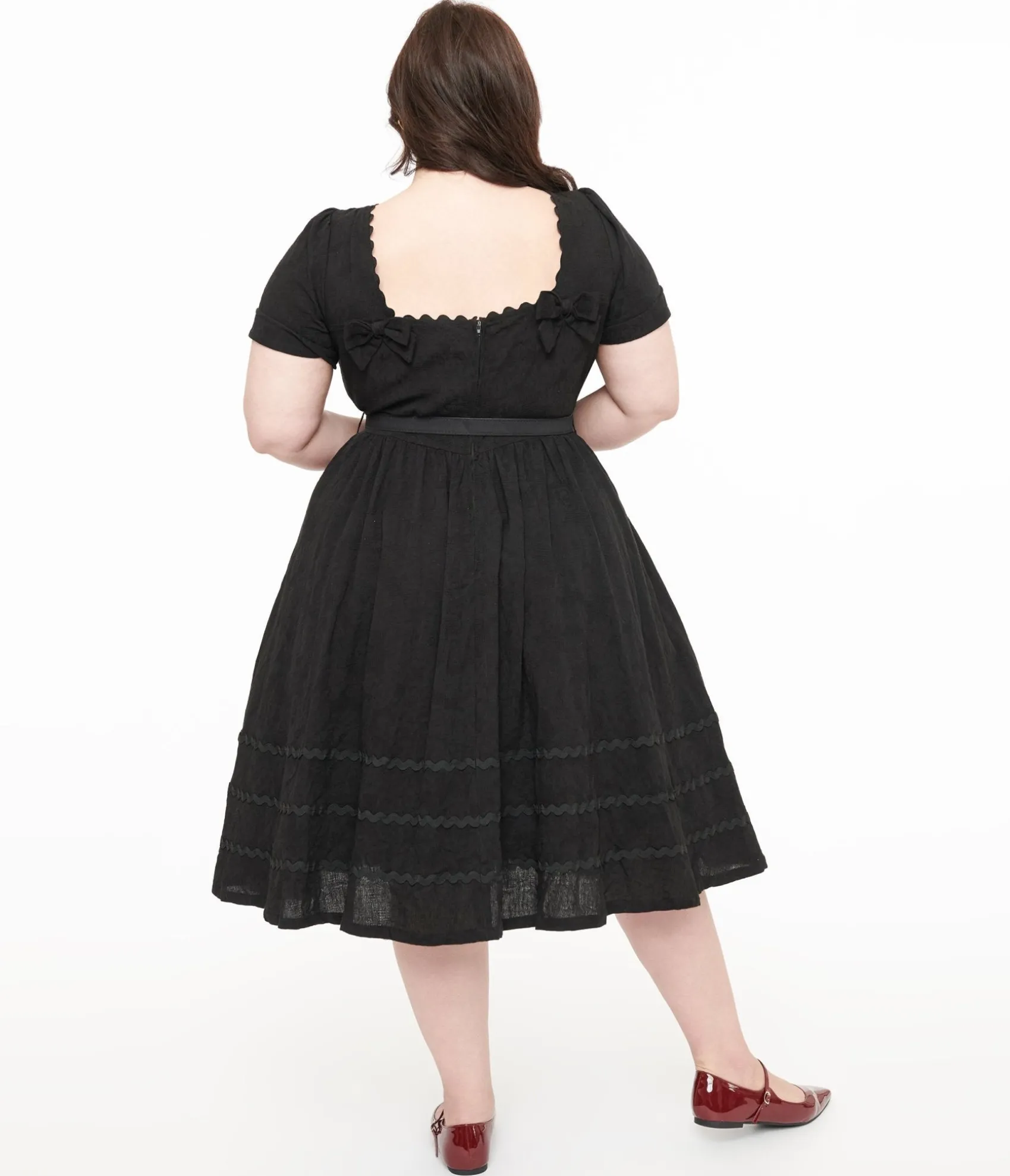 Unique Vintage Plus Size 1950s Black Holiday Floral Pin Cotton Swing Dress Cheap