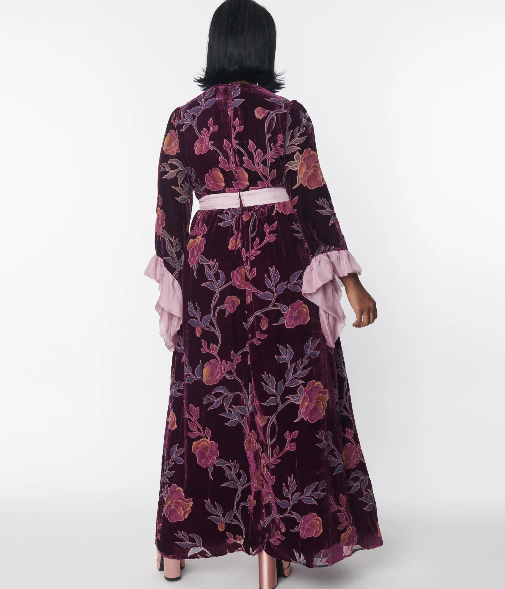 Unique Vintage Plus Size 1970s Purple Floral Burnout Velvet Maxi Dress Hot