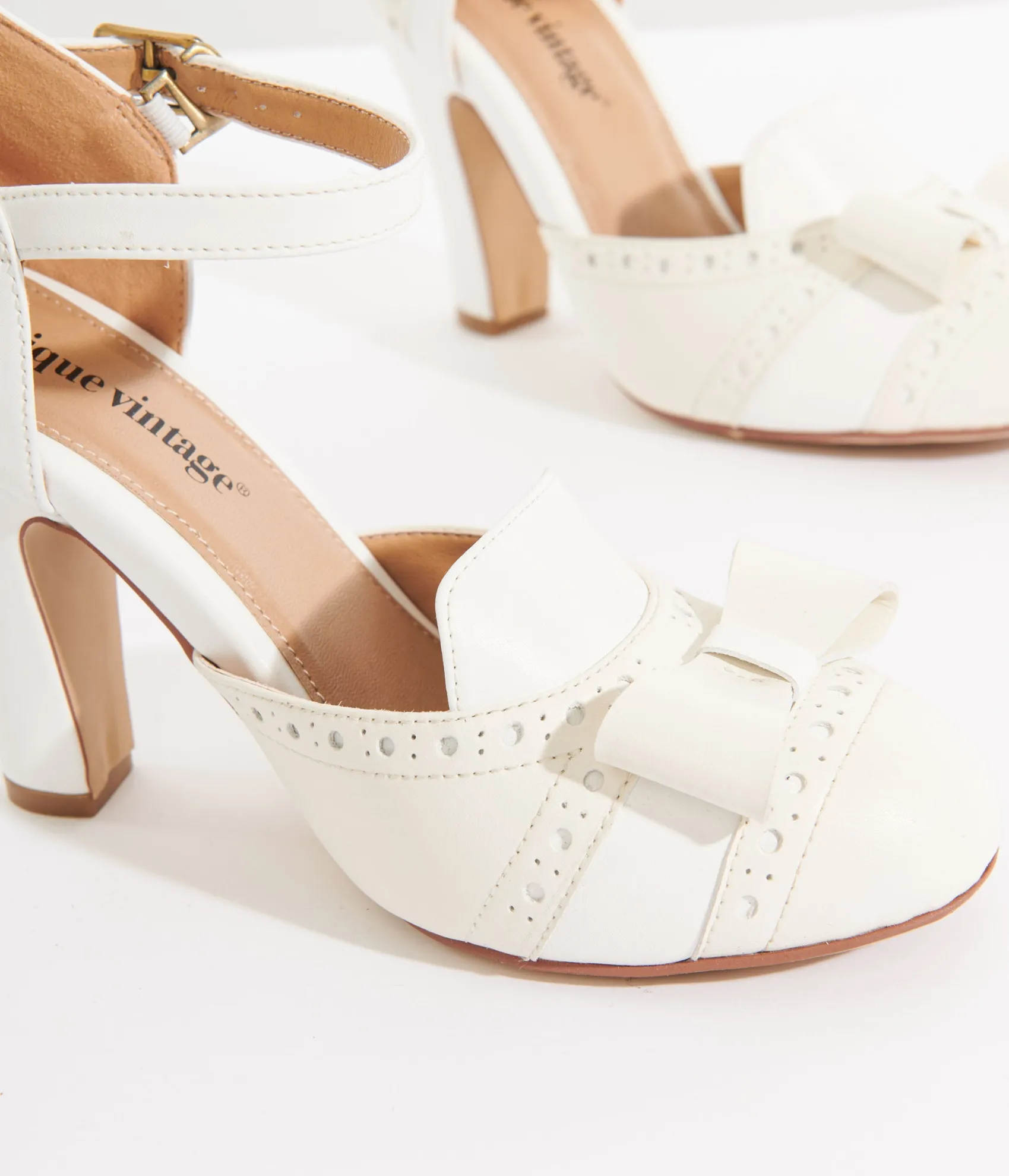 Unique Vintage 1920s Beige & Cream Bow Heels Clearance