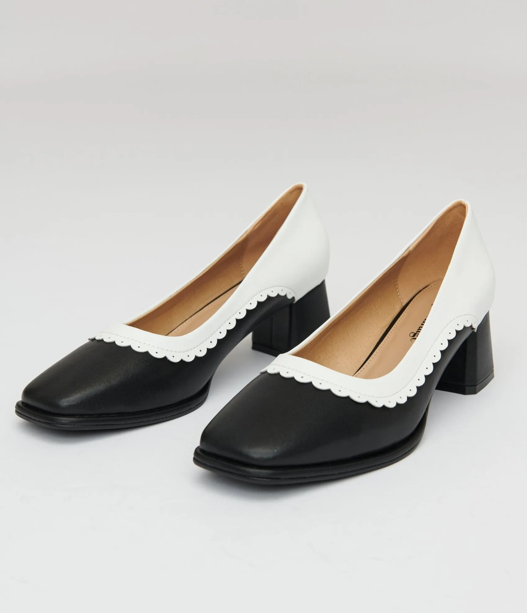 Unique Vintage 1950s Black & White Square Toe Pumps Best Sale