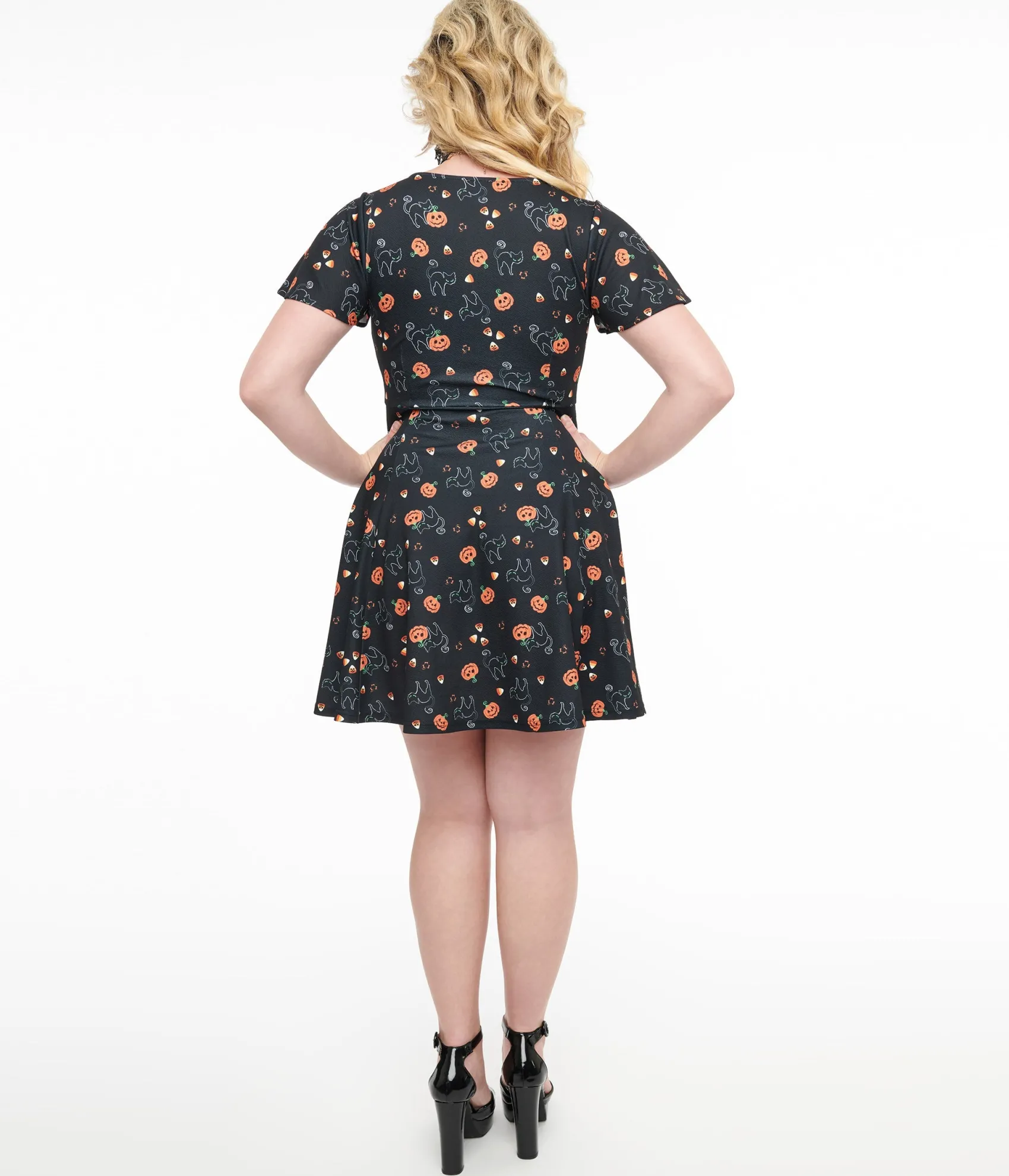 Unique Vintage 1950s Black Spooky Cats & Pumpkins Poppy Flare Dress Fashion