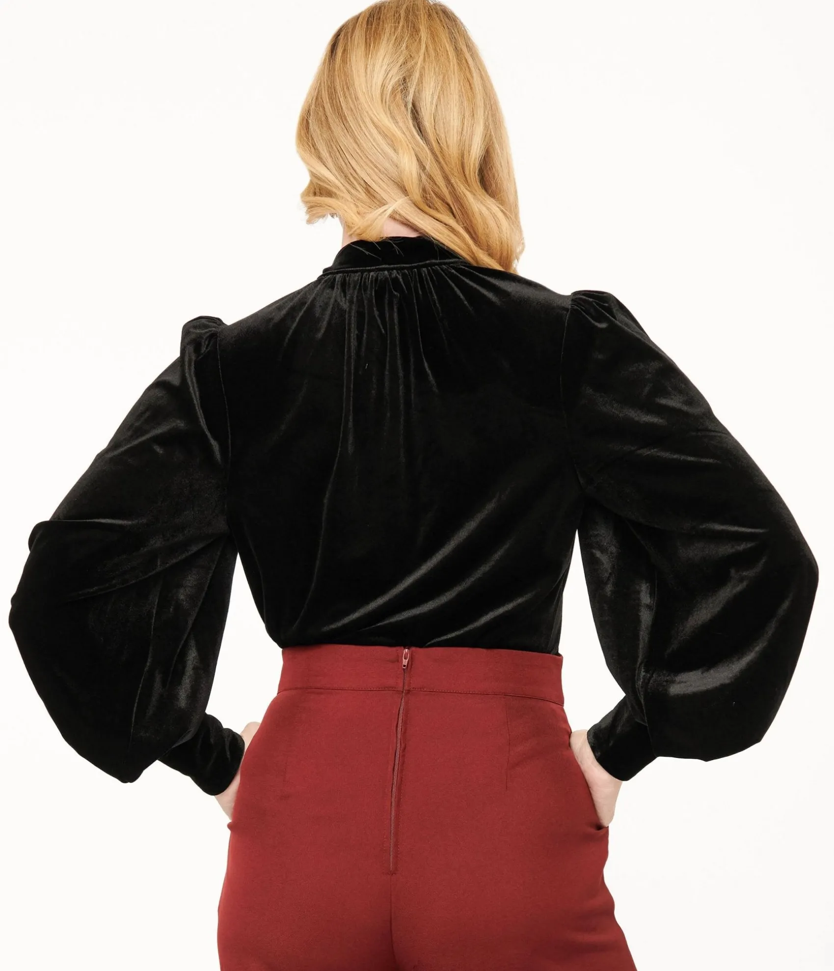 Unique Vintage 1940s Black Velvet Long Sleeve Bow Blouse Store