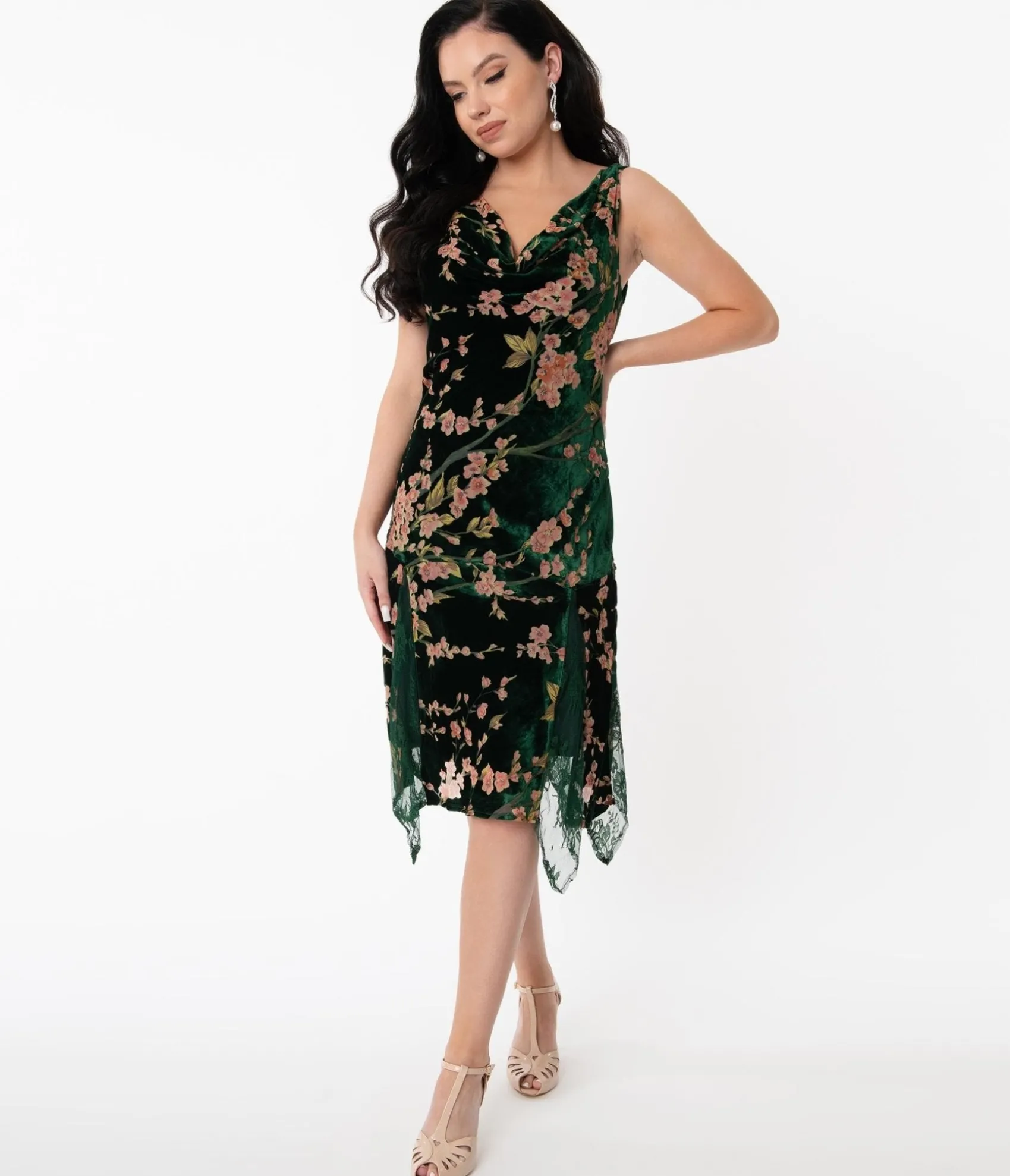 Unique Vintage 1920s Emerald Velvet Floral Burnout Hemingway Flapper Dress Shop