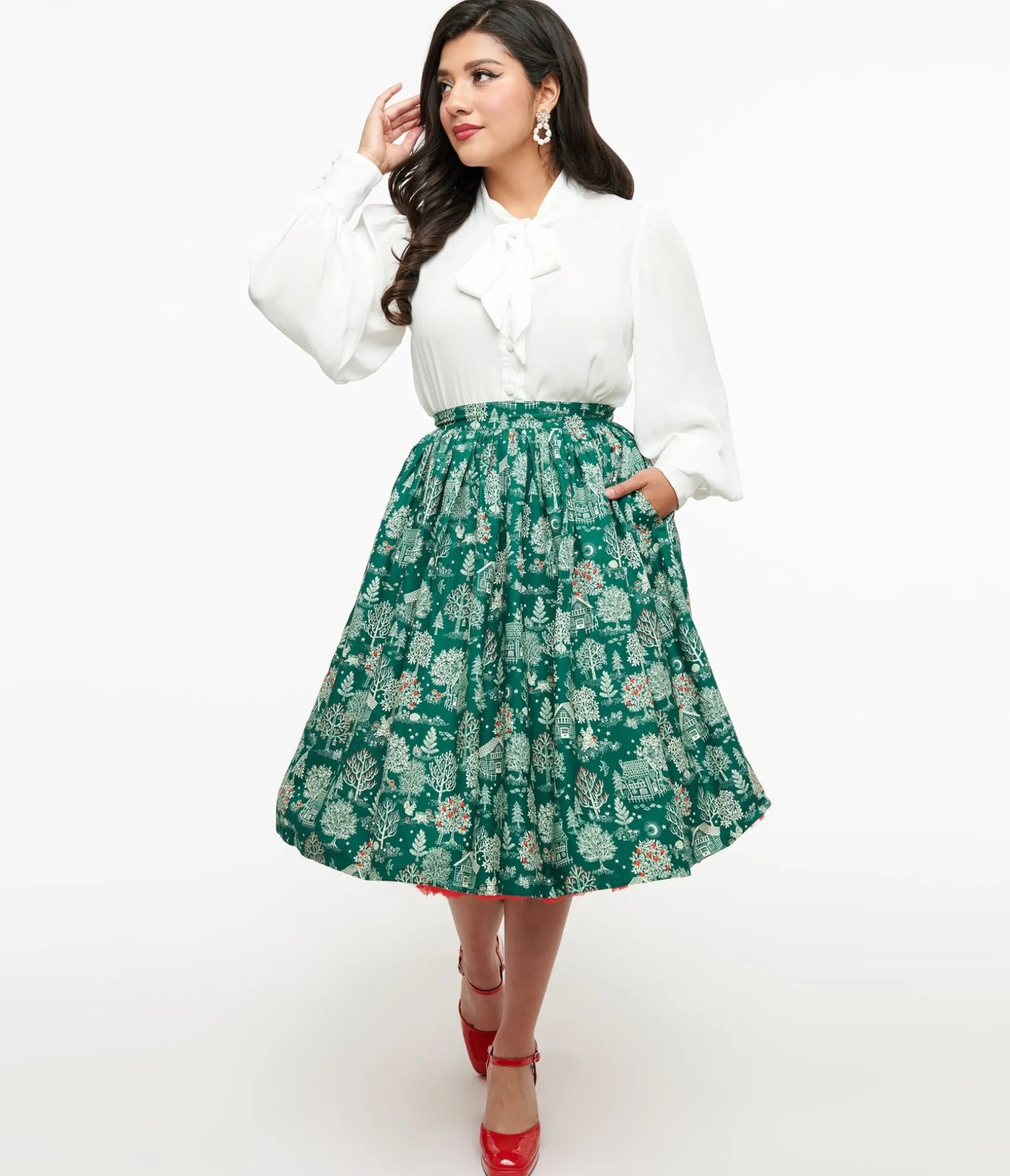 Unique Vintage 1950s Green Winter Print Gellar Swing Skirt Outlet