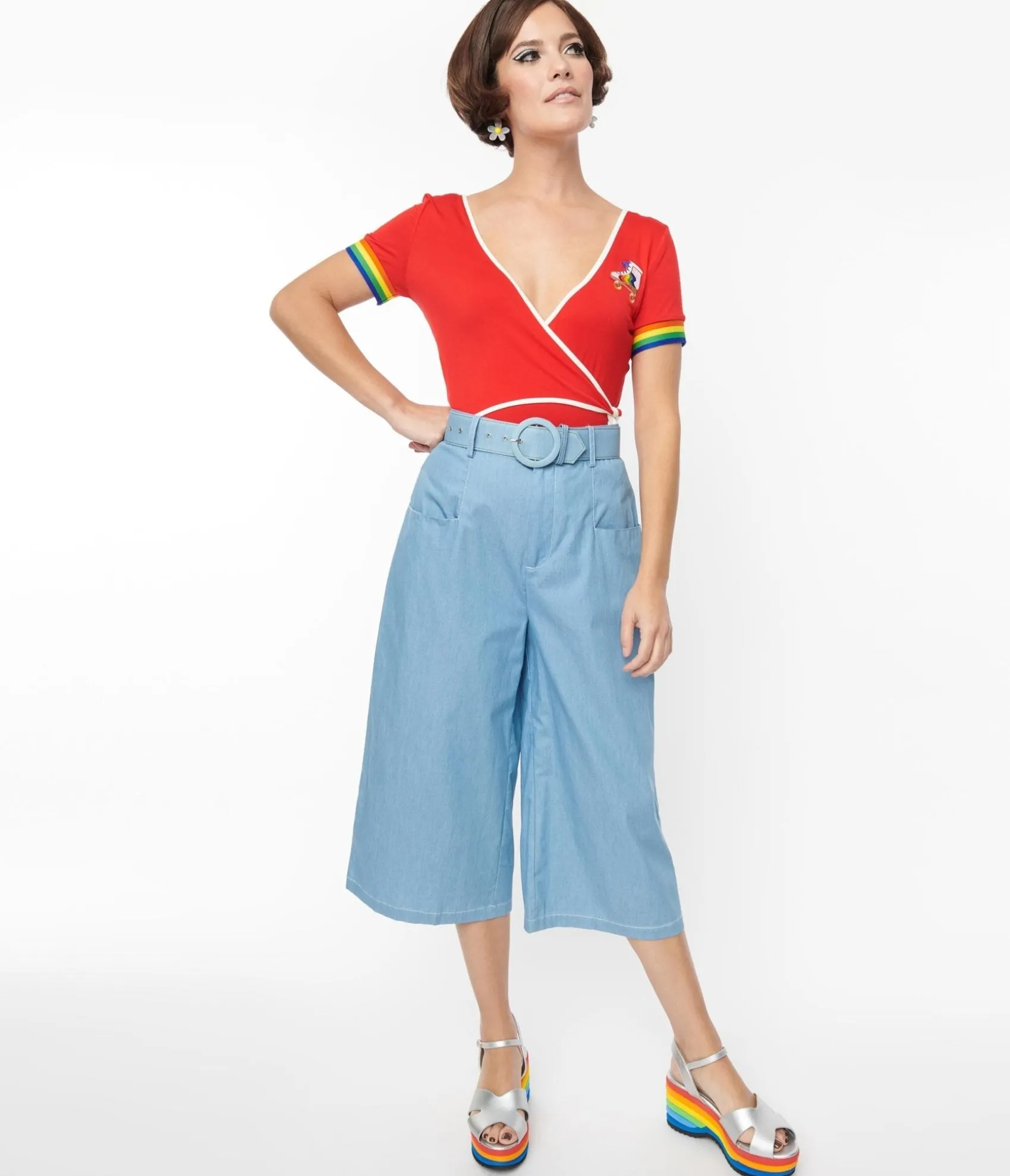 Unique Vintage 1940s Light Blue Denim Ginger Capri Pants New