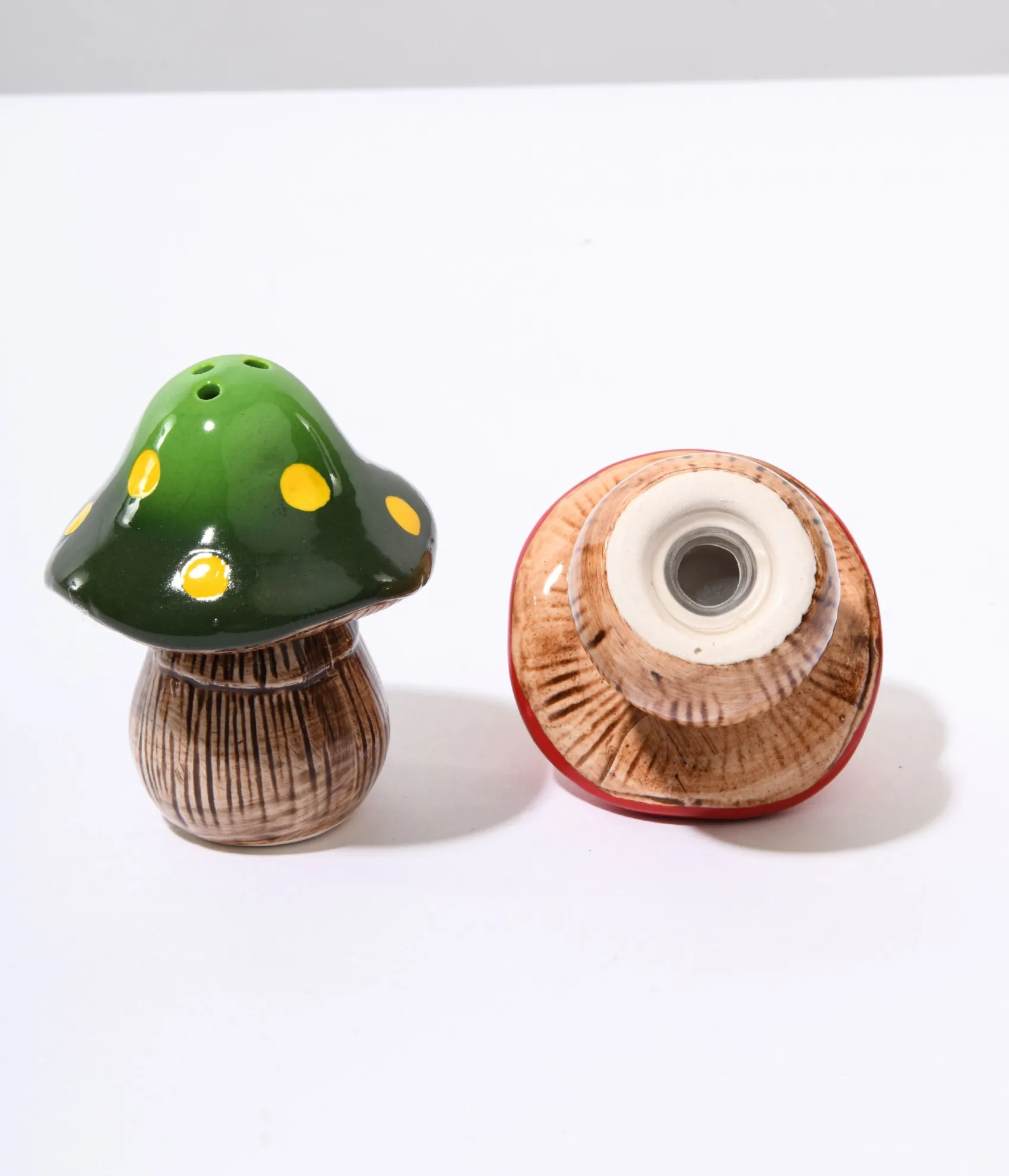 Unique Vintage Woodland Mushroom Salt & Pepper Set Clearance